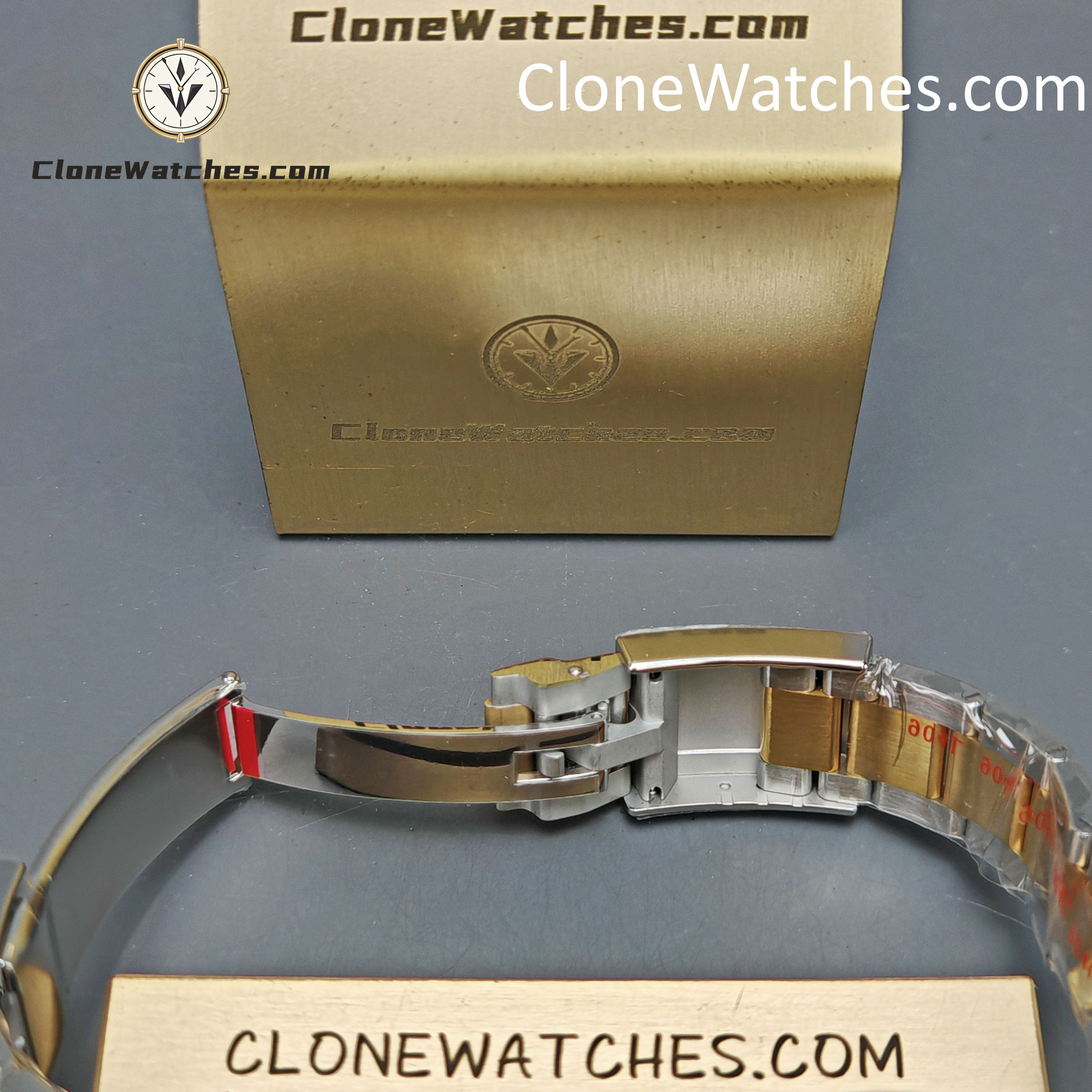 Rolex Super Clone Watches 1:1 GMT Master II 116713-LN-78203 Oyster 3186 Movement