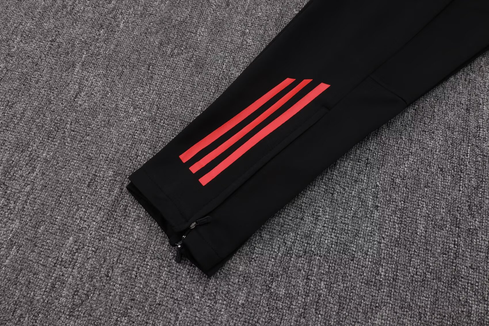 2025/26 Liverpool FC Black Jacket Tracksuit