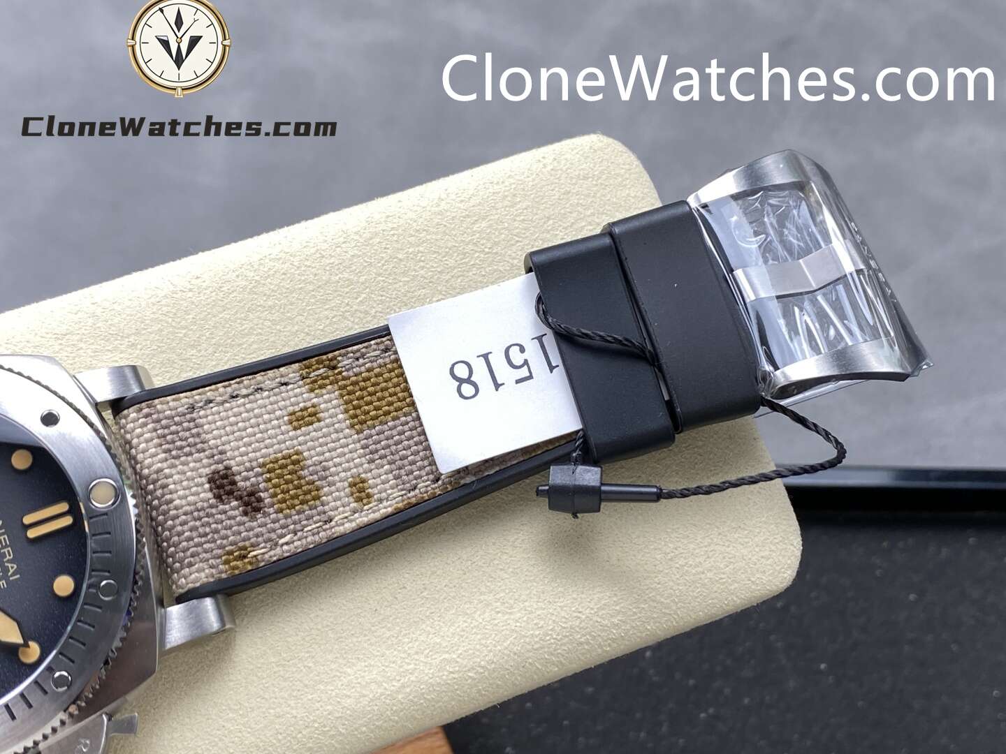 Panerai Super Clone Watches 1:1 Submersible QuarantaQuattro Navy SEALs 44MM PAM01518