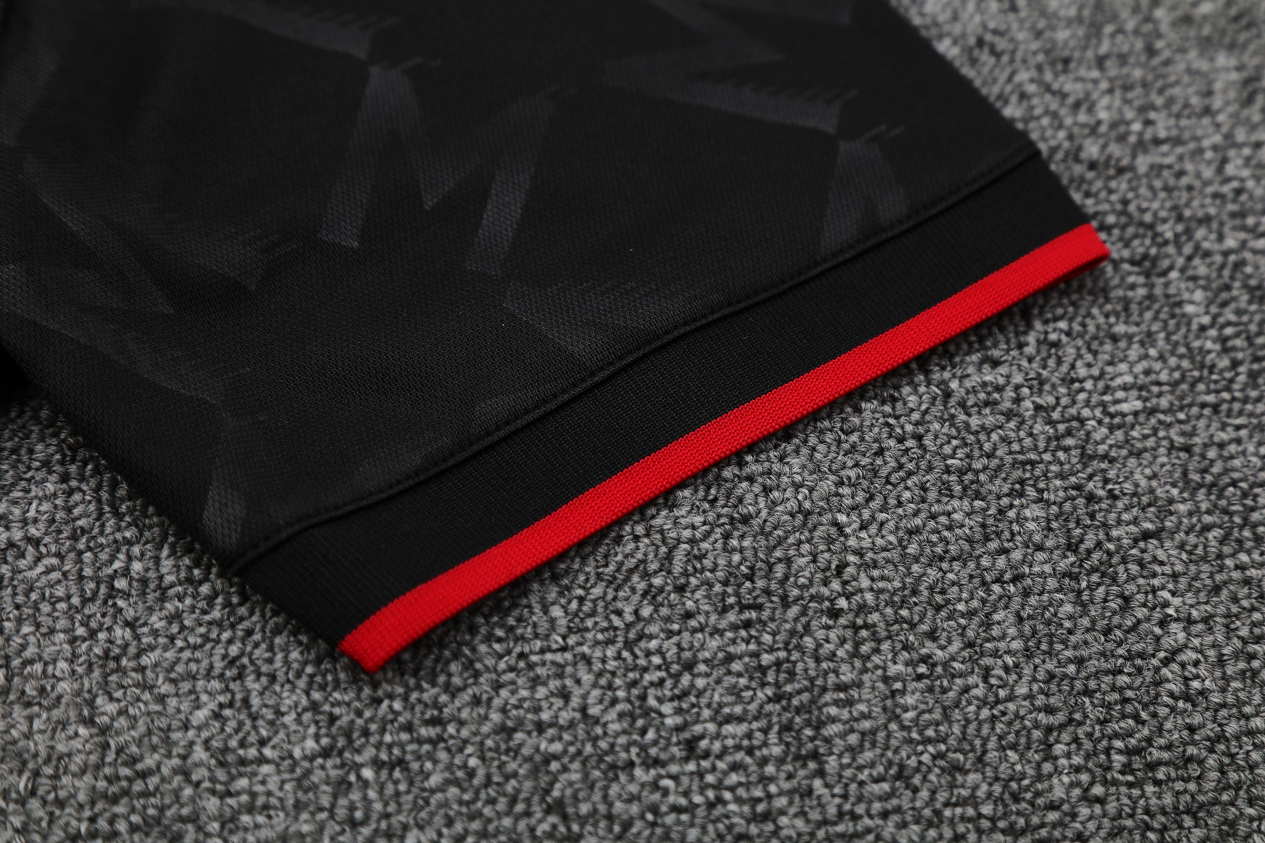 25-26 Manchester United (Polo Shirt) Black Training Shirt - Fan Edition