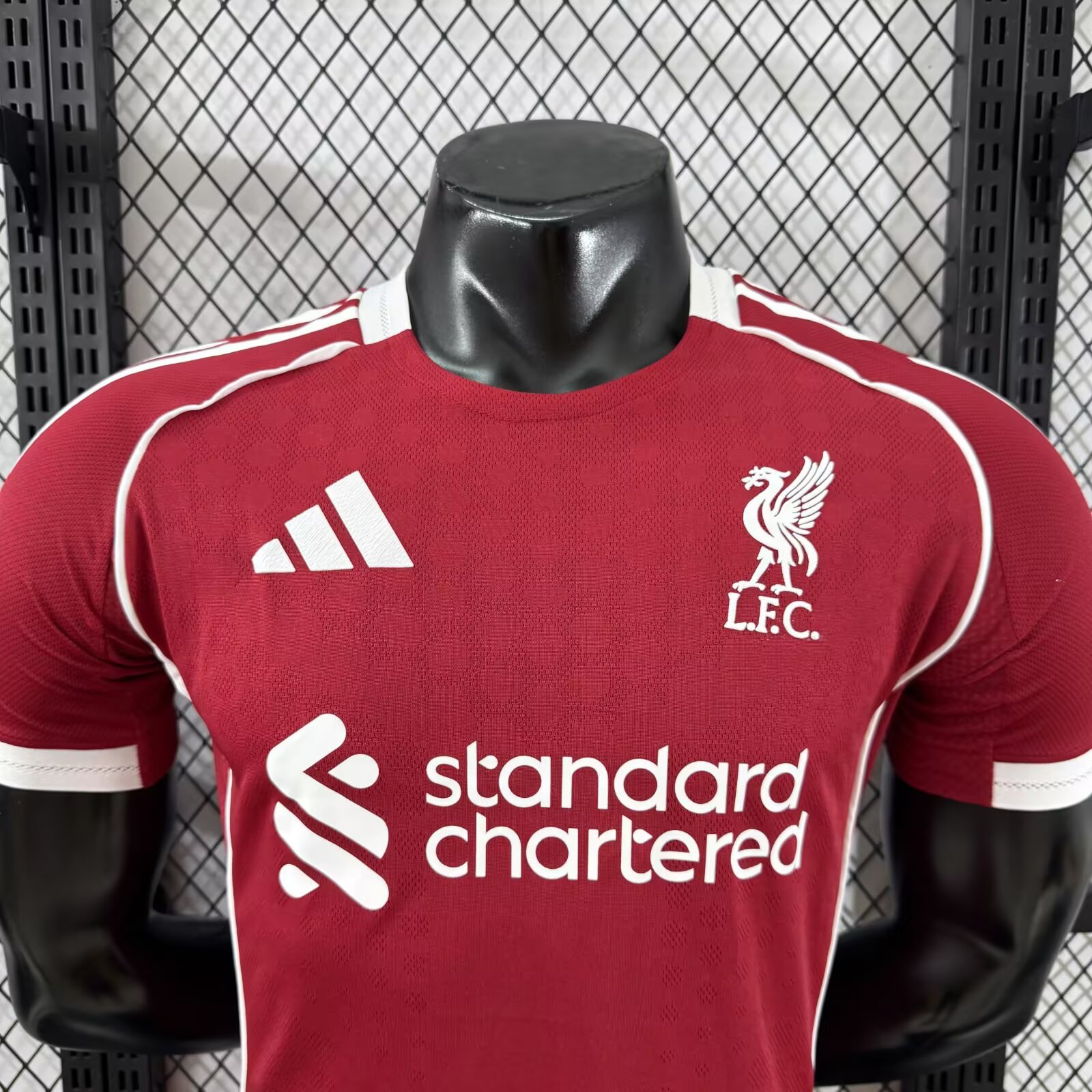 2025-26 Liverpool Home Shirt - Player Edition