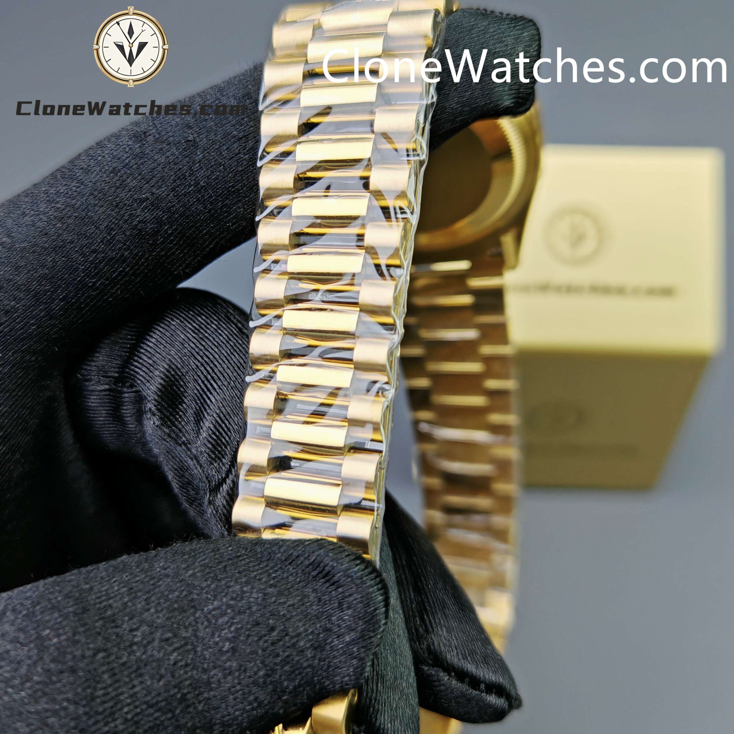 Rolex Super Clone Watches 1:1 Day Date Gold Malachite Dial 36mm 128238