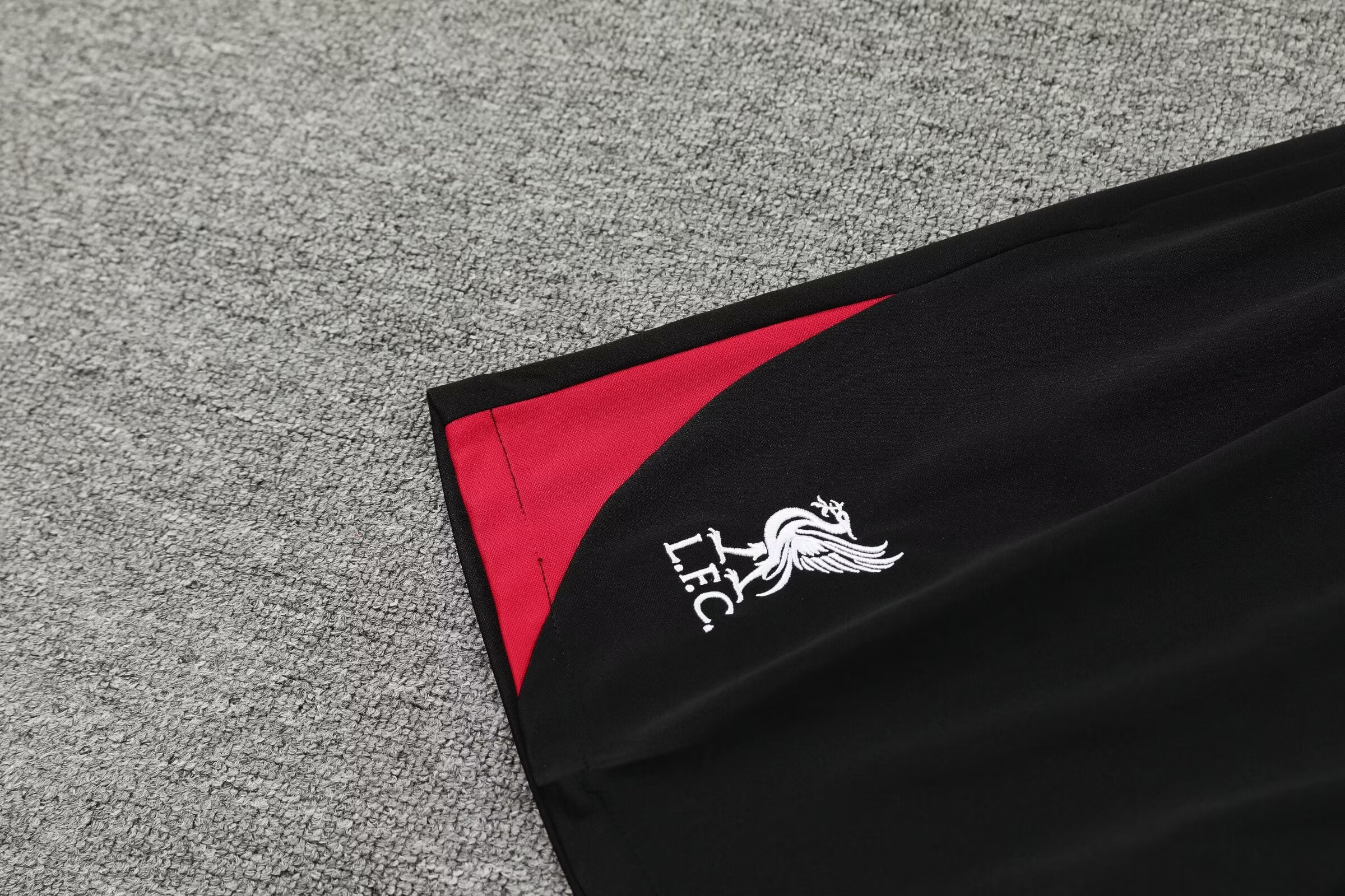 2024/25 Liverpool training kit - Adult Set