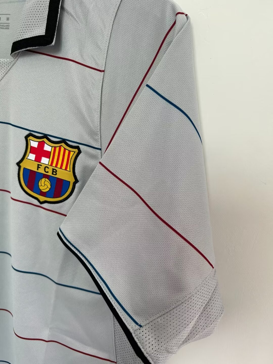2003/2004 Barcelona away jersey - Fans Edition