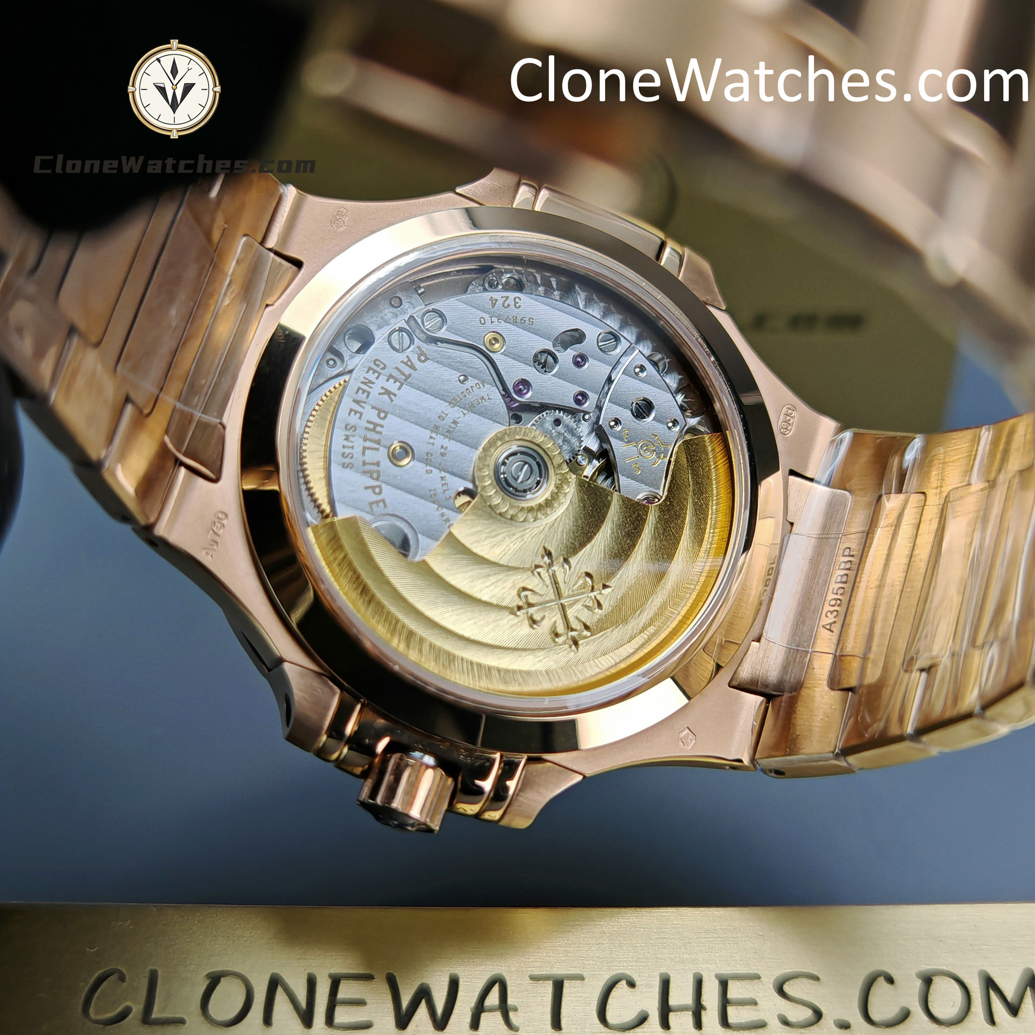 Patek Philippe Super Clone Watches 1:1 Nautilus Rose Gold 7118/1R-010 35.2 mm