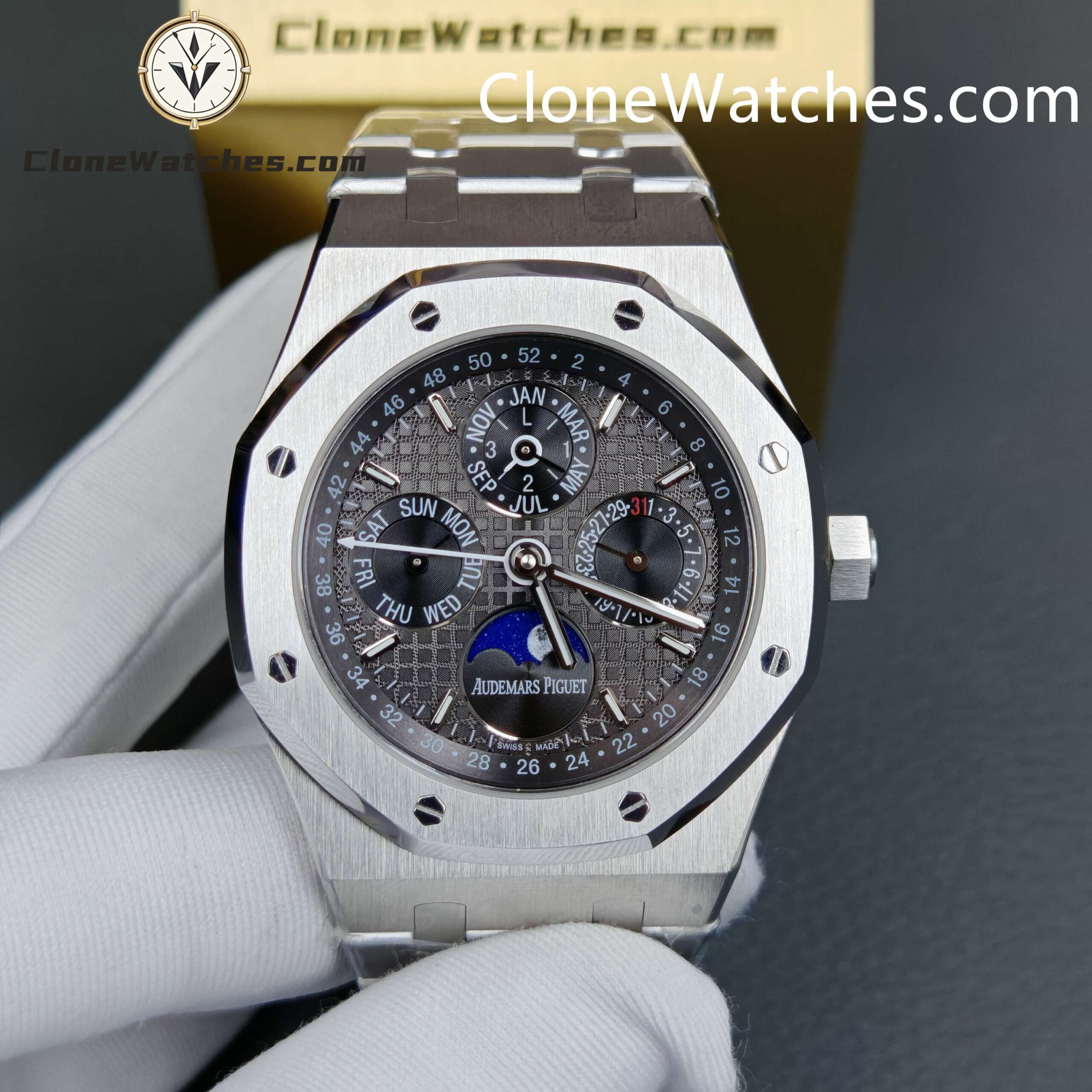 Audemars Piguet Super Clone Watches 1:1 Royal Oak Perpetual Calendar Black Dial 26607BC 41MM
