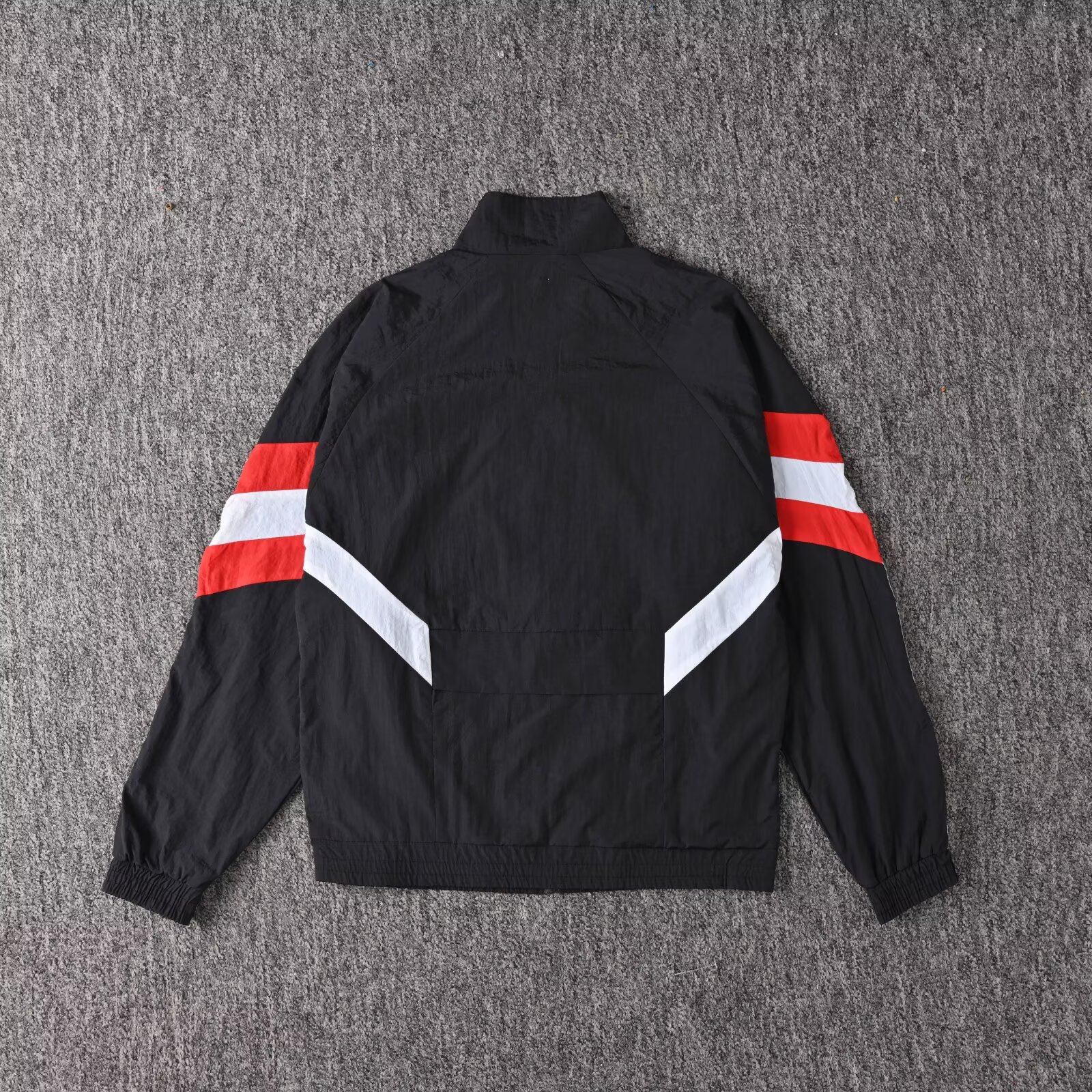 Manchester United retro windbreaker