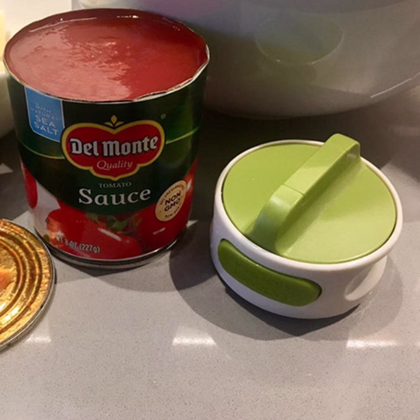 Homchy Can Opener Open Your Cans with A Simply Push of Button No Sharp Edge Food-Safe and Handheld Can Opener