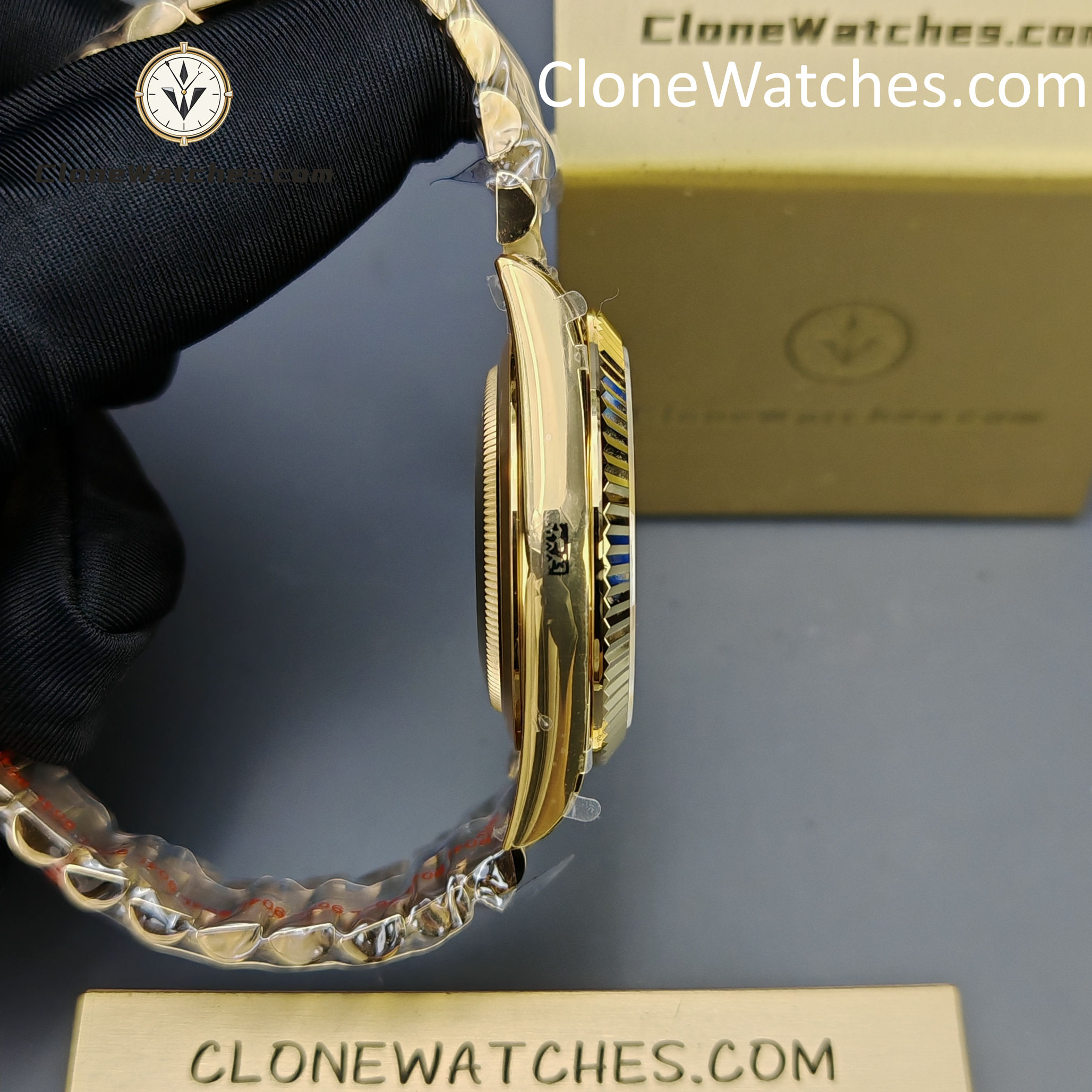 Rolex Super Clone Watches 1:1 Day Date 18K Gold 40mm m228238-0003 3255 Movement
