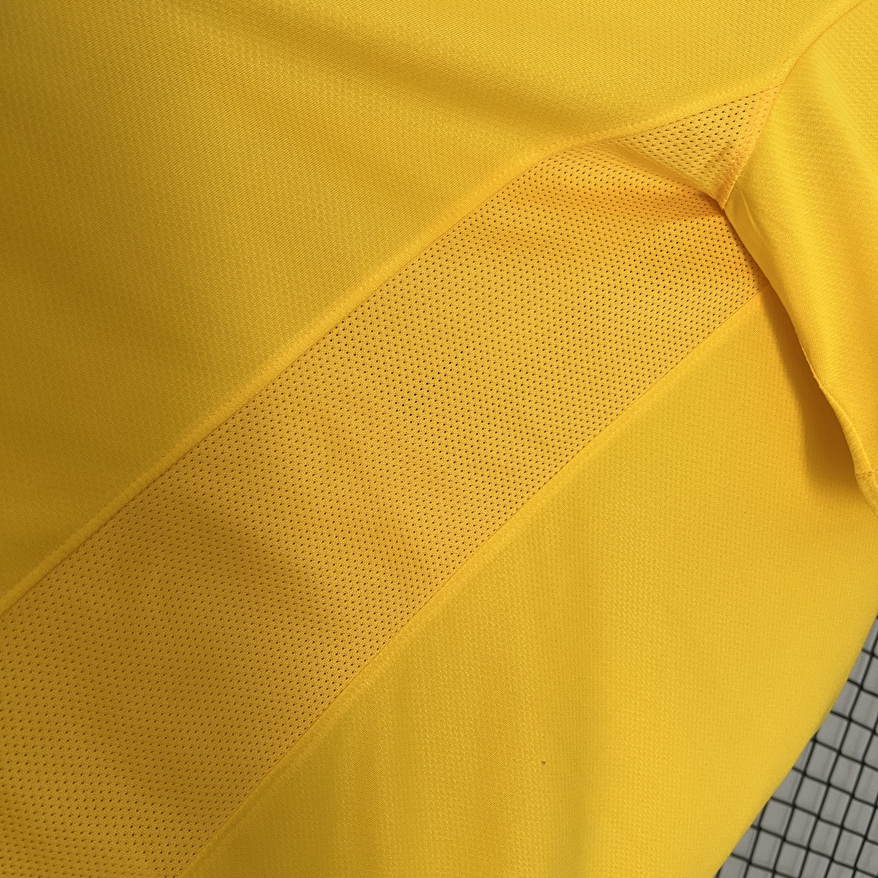 2010 Brazil Retro Yellow Jersey-Fans Edition