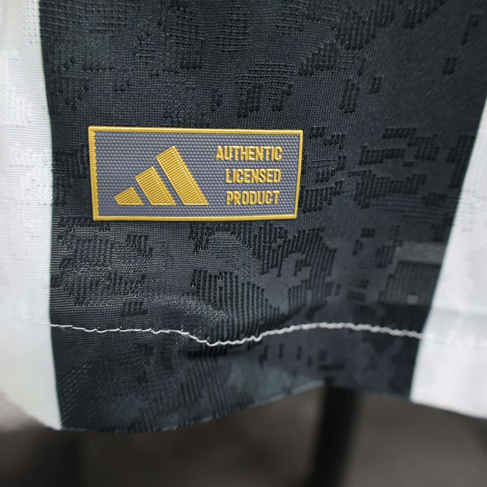 2024/25 Juventus Home Long Sleeve Shirt - Player Version