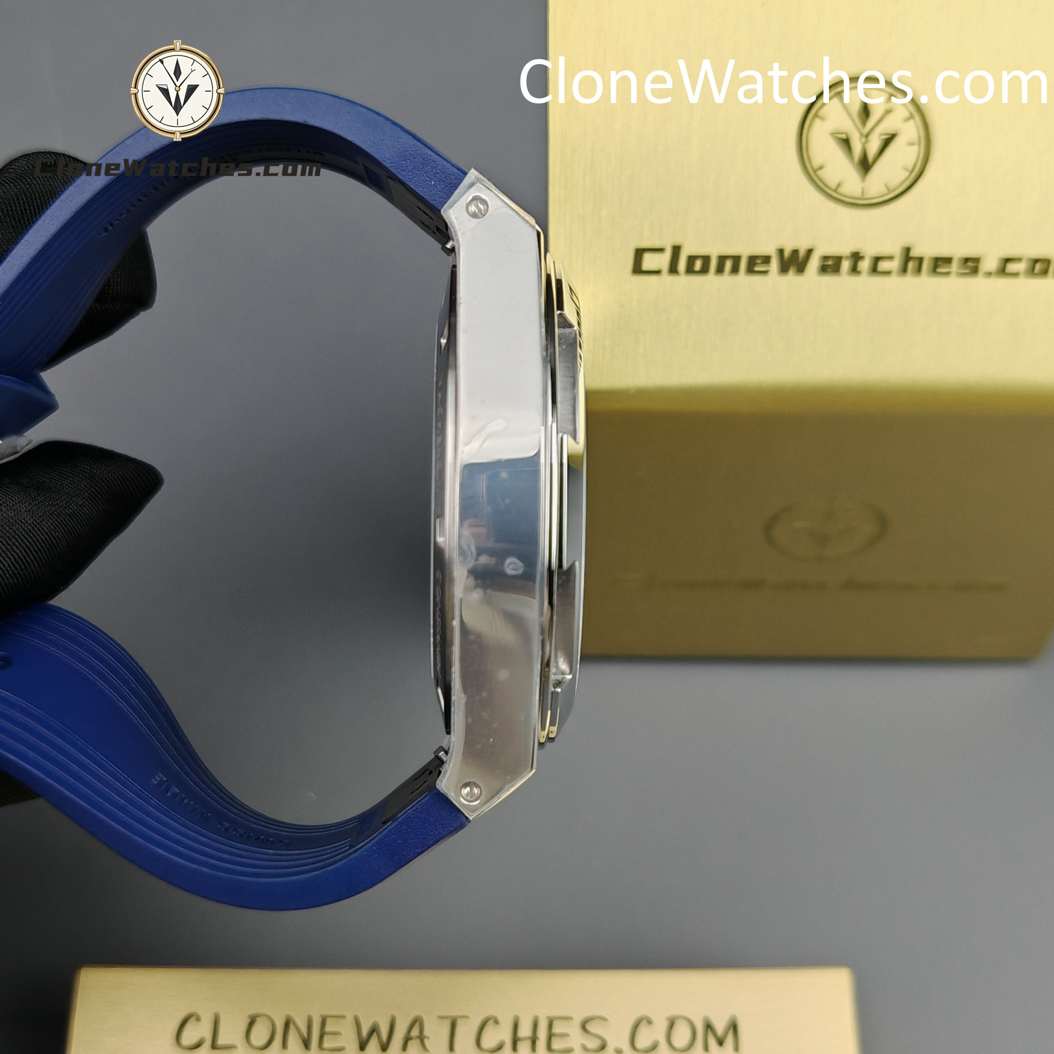 Vacheron Constantin Super Clone Watches 1:1 Overseas Tourbillon 6000V/110A-B544 42.5MM Rubber Strap