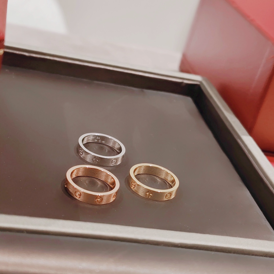 𝐂𝐚𝐫𝐭𝐢𝐞𝐫 𝐋𝐨𝐯𝐞 ♥️ Classic Diamond Free Ring Narrow Edition