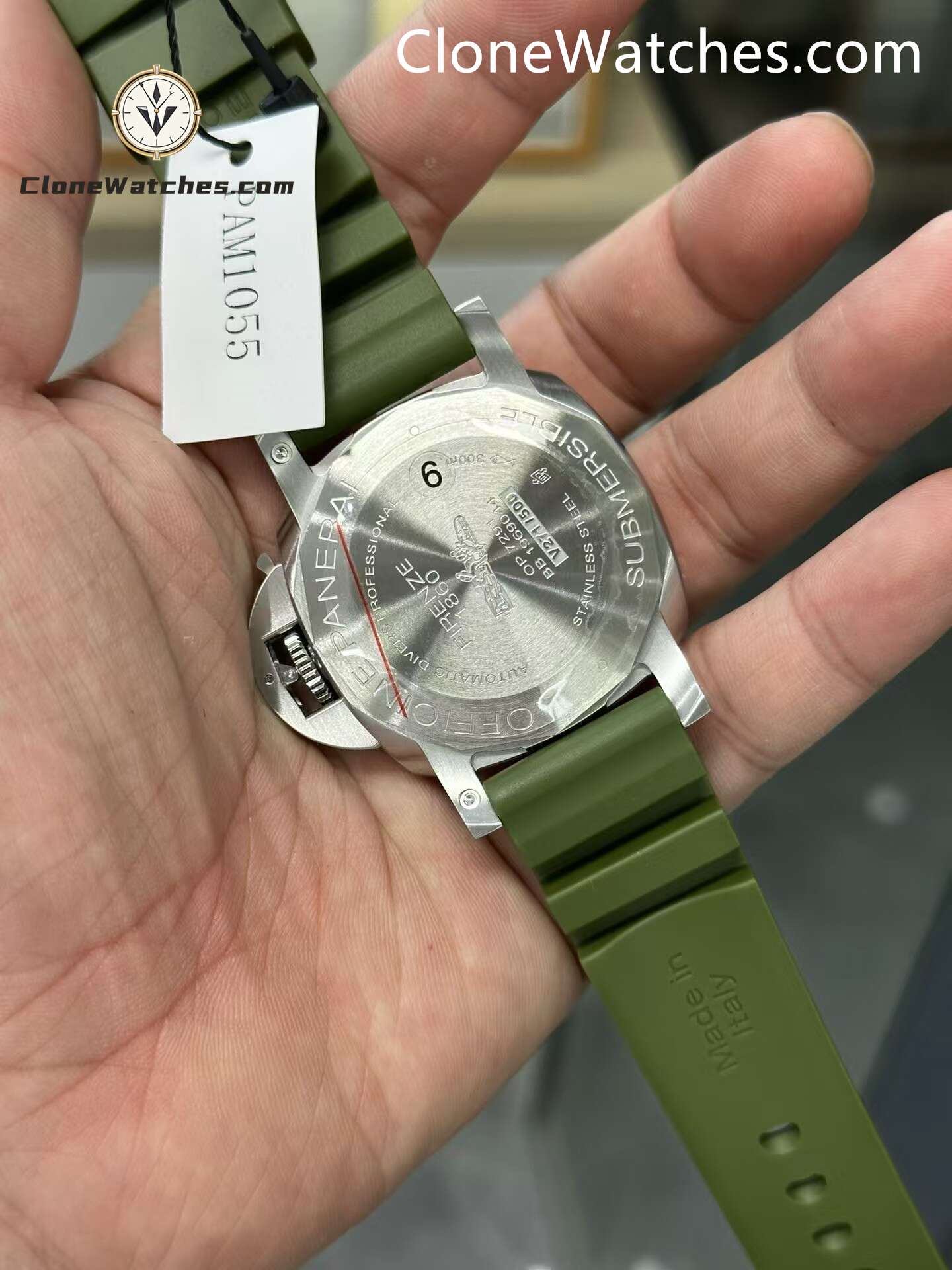 Panerai Super Clone Watches 1:1 Submersible Verde Militare PAM1055