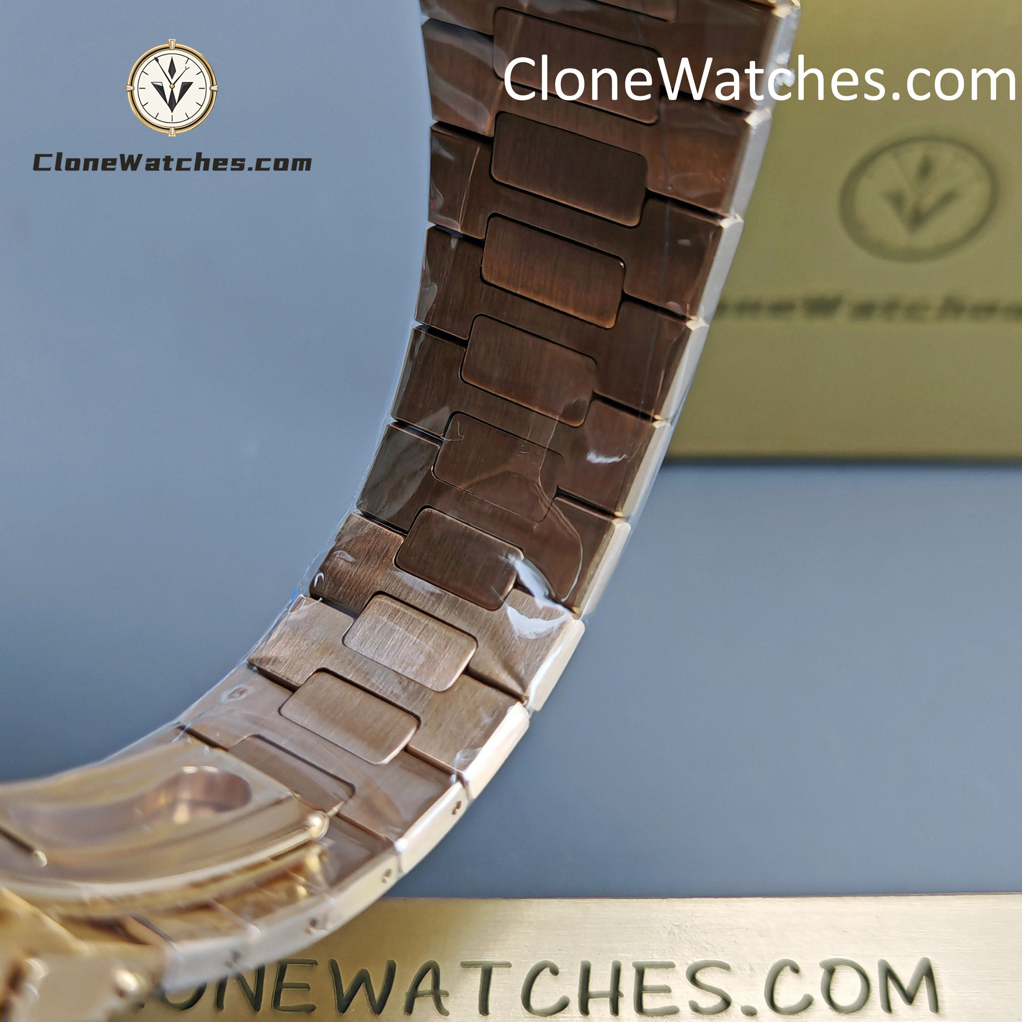 Patek Philippe Super Clone Watches 1:1 Nautilus 5711 Brown Dial 18K Rose Gold