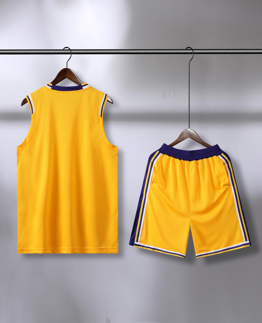 Lakers basketball yellow suit（Customizable name and number）