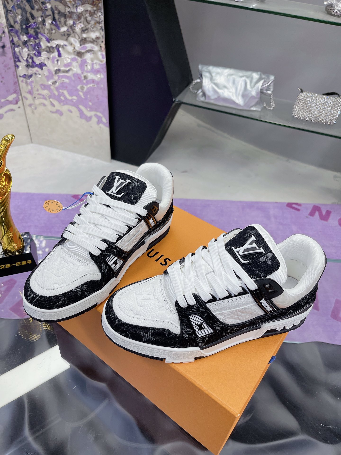 LOUIS VUITTON Fashion Casual Shoes