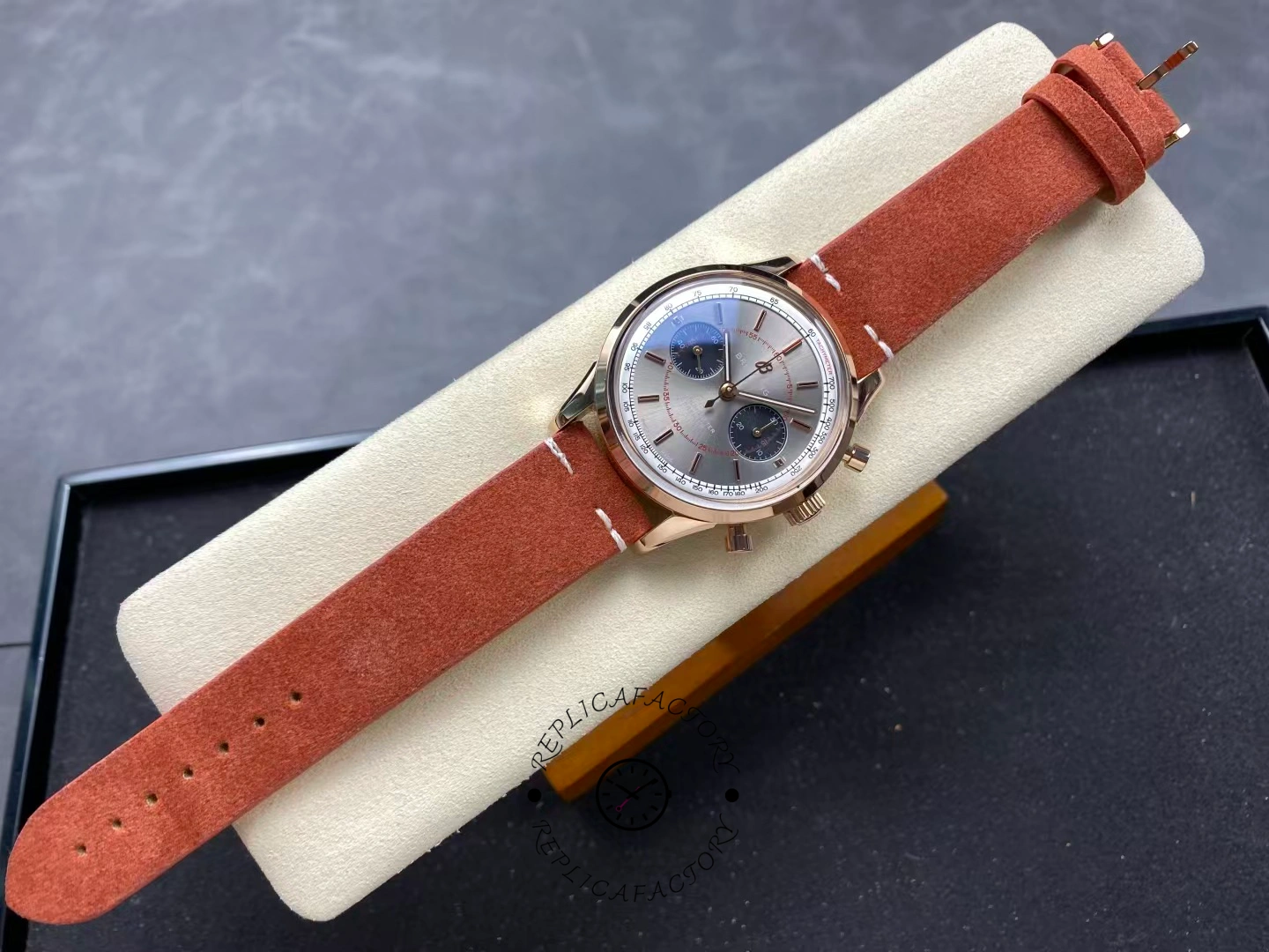 Breitling Premier B01 Chronograph 42mm RB0118A31B1X1 Replica