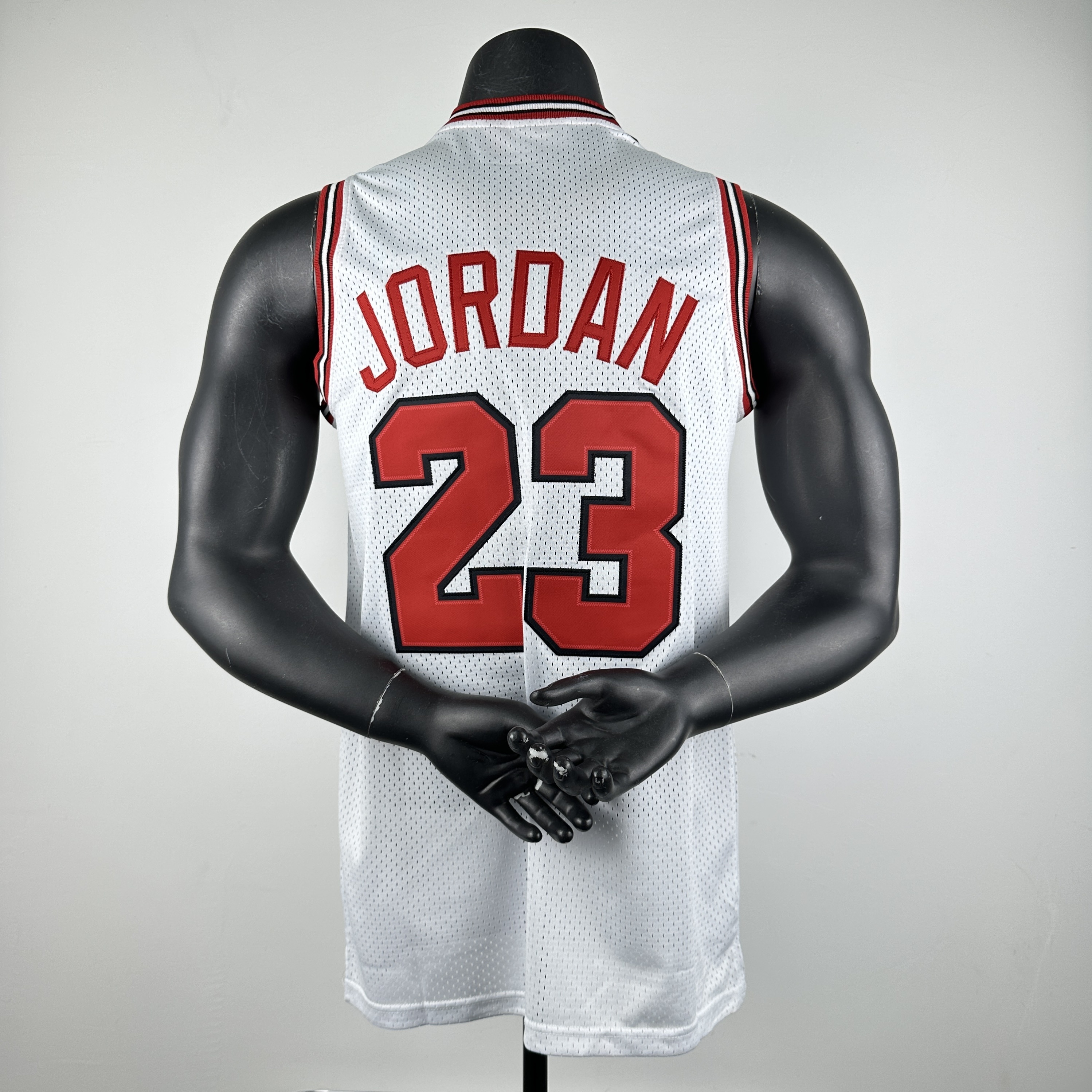 Embroidered MN retro jersey Bulls 84/85 season rookie white No. 23 Jordan