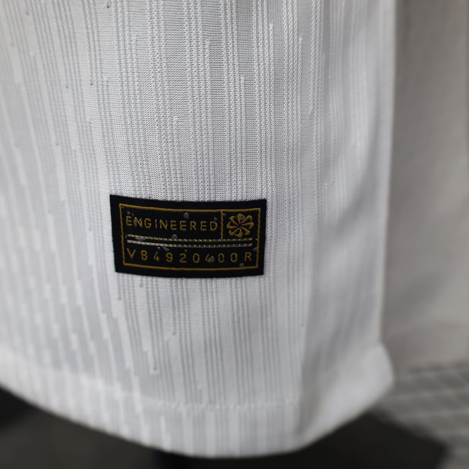 2025-26 Tottenham Hotspur Home Jersey - Player Edition