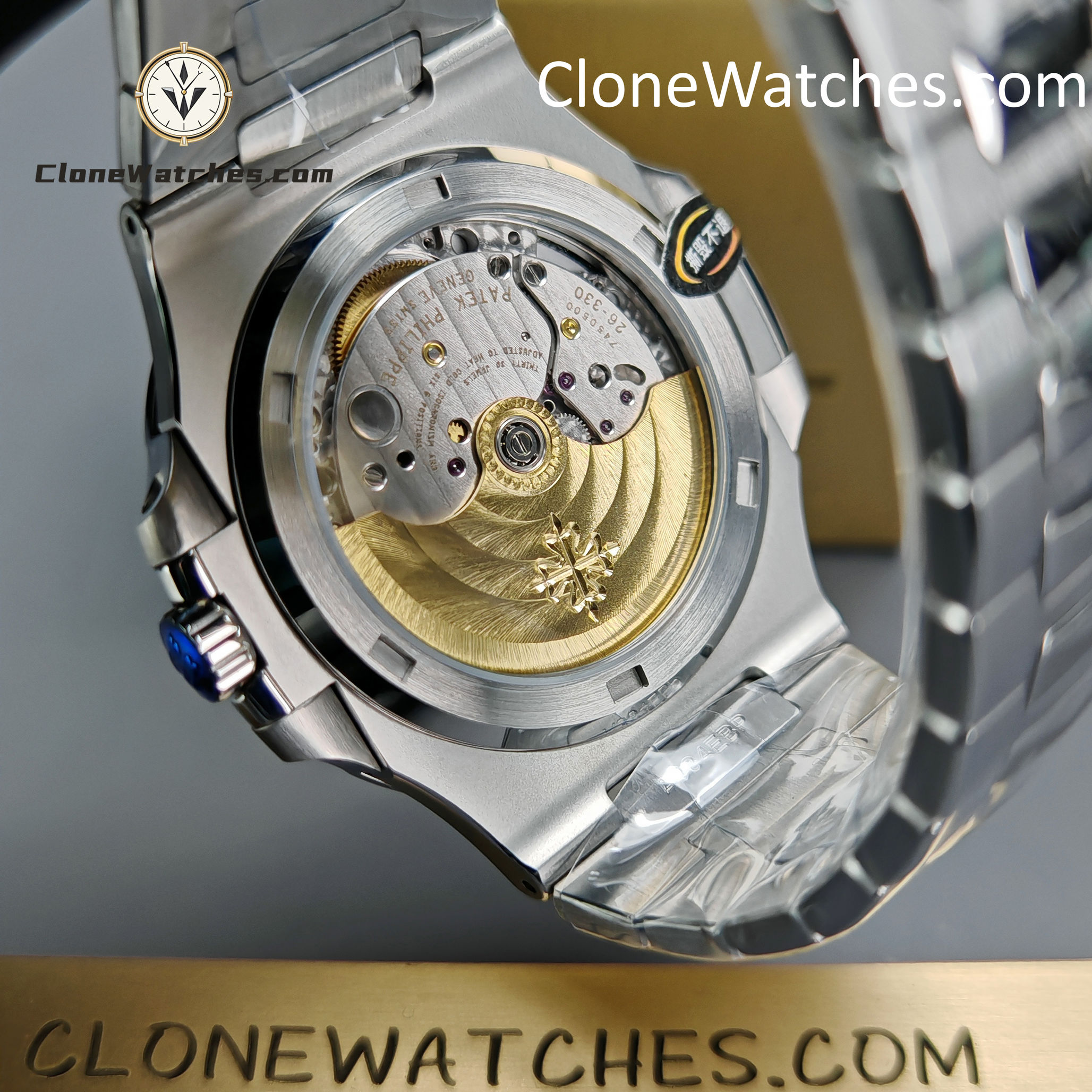 Patek Philippe Super Clone Watches 1:1 Nautilus 5711 Green Dial
