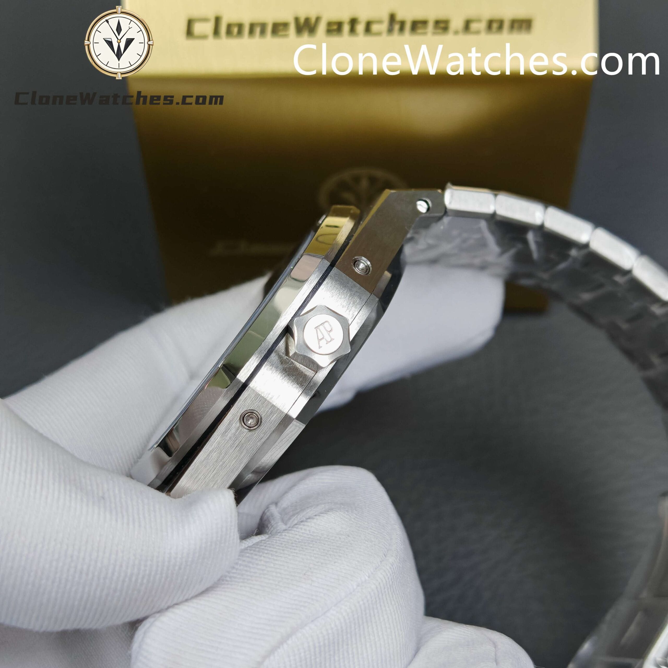 Audemars Piguet Super Clone Watches 1:1 Royal Oak Perpetual Calendar Blue Dial 26574ST 41MM