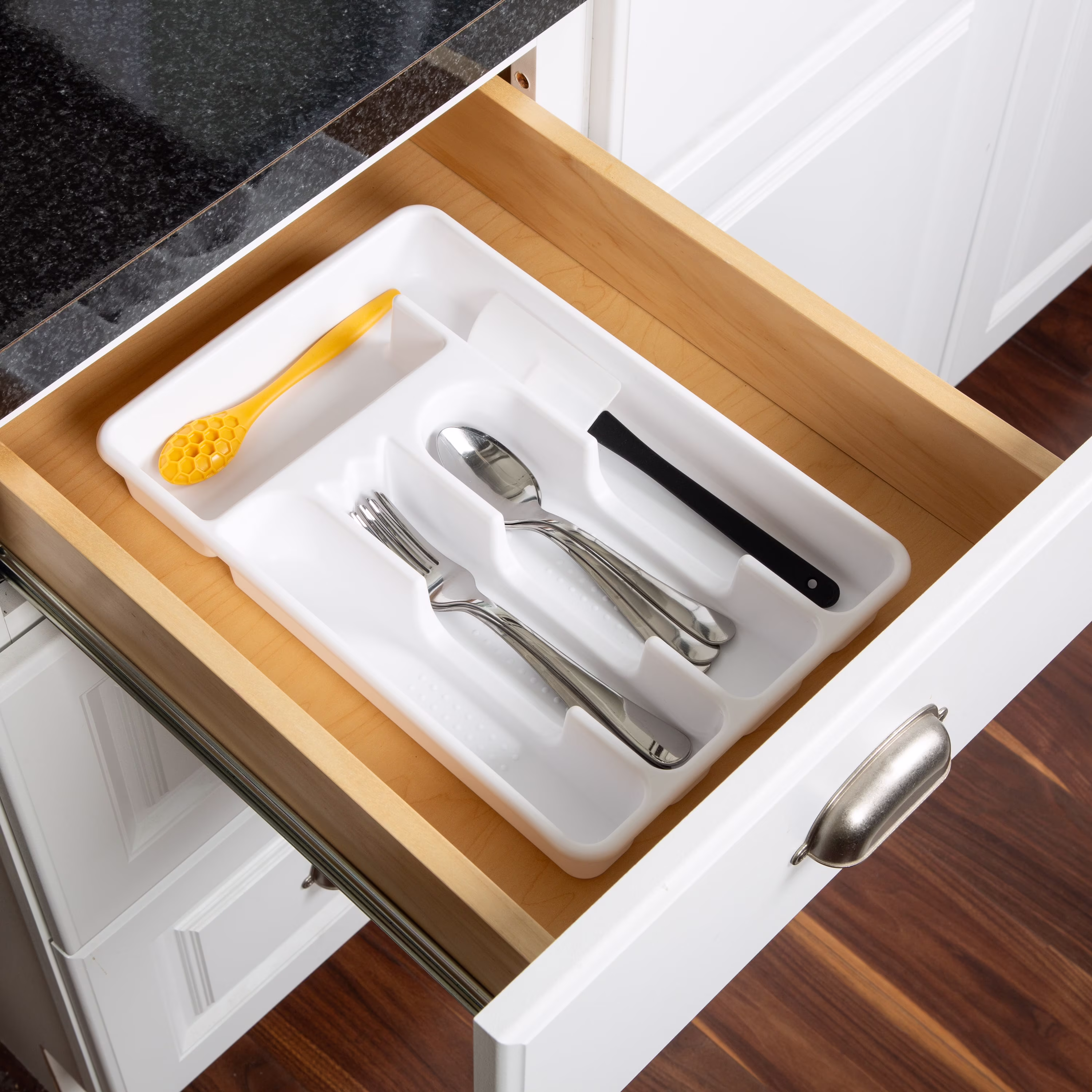 Mainstays Plastic 5-Compartment Kitchen Drawer Organizer for Cutlery and Flatware, White, 9 in x 13.5 in