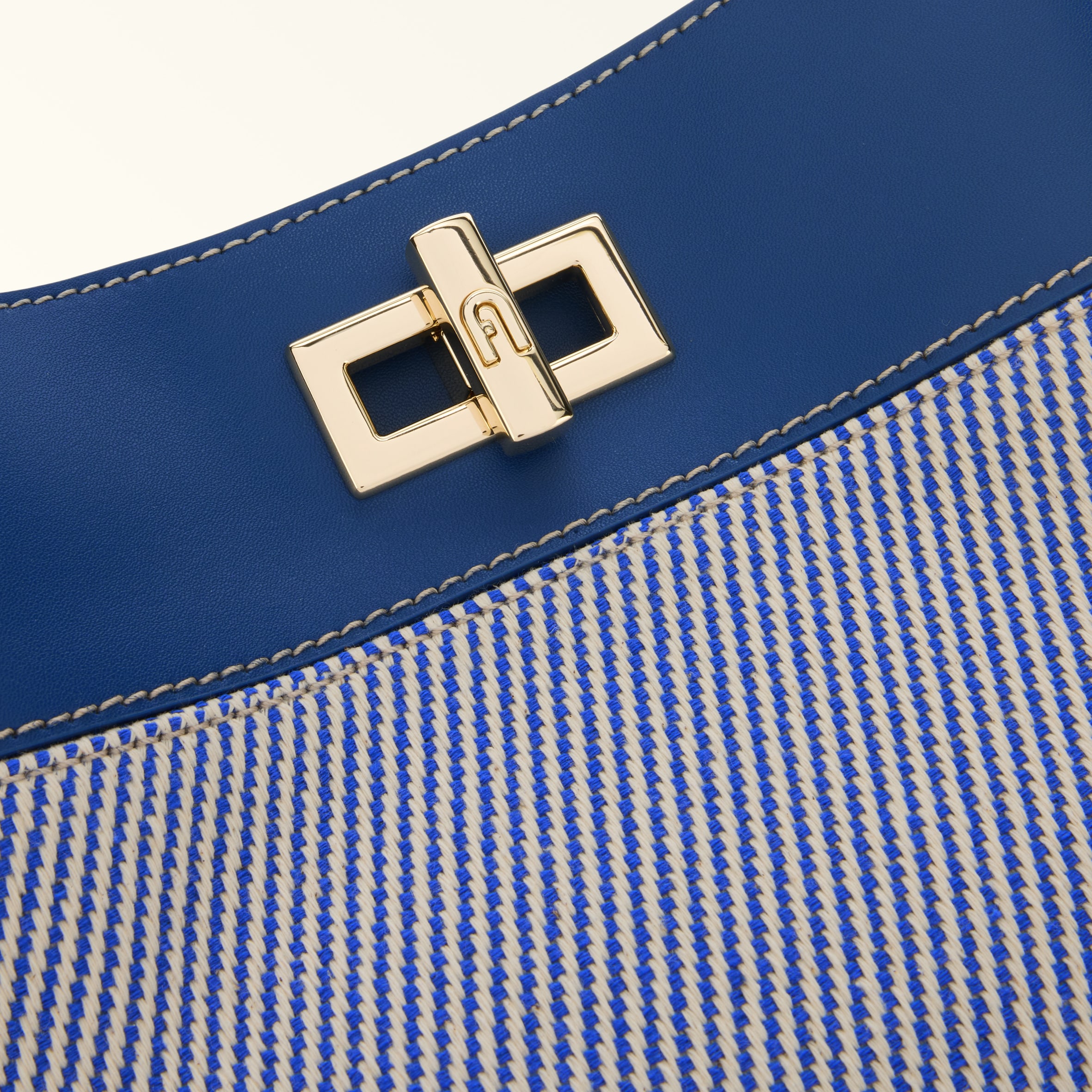 Furla Amelia Bucket Bag S