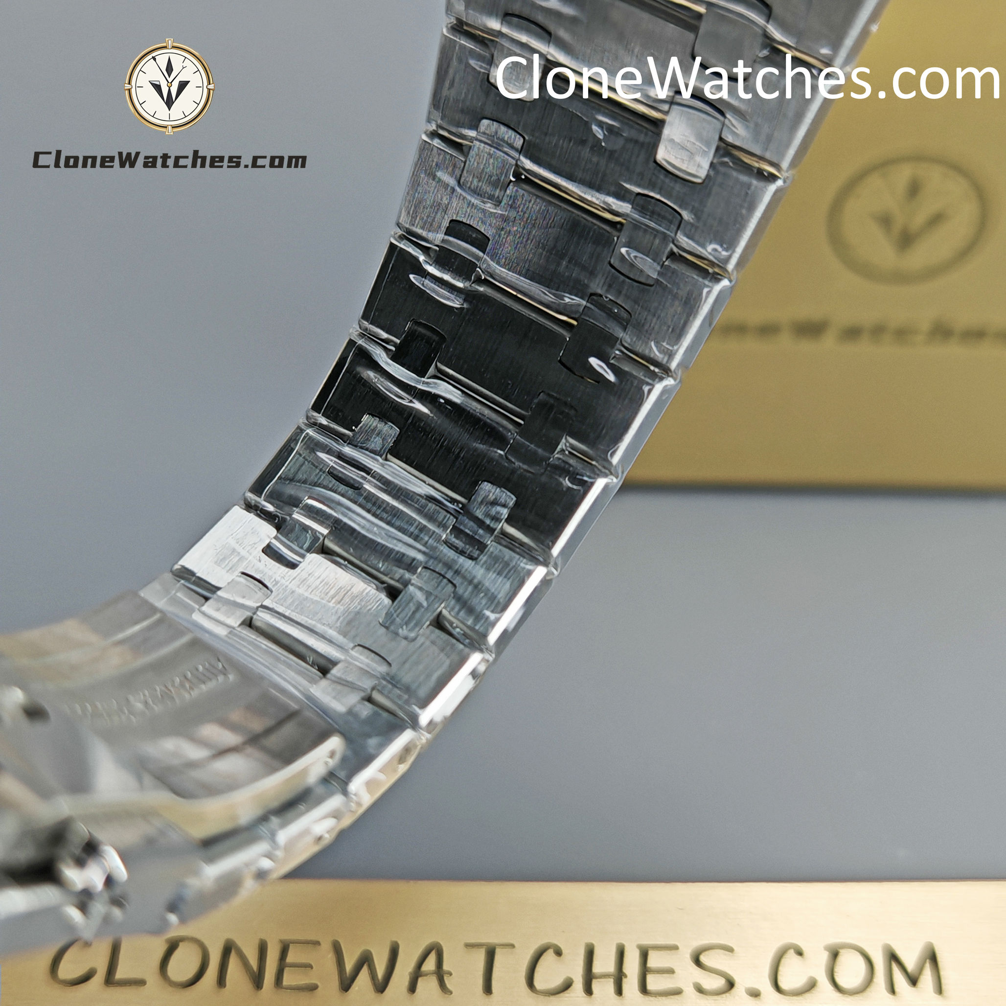 Audemars Piguet Super Clone Watches 1:1 Royal Oak 15400 White Dial