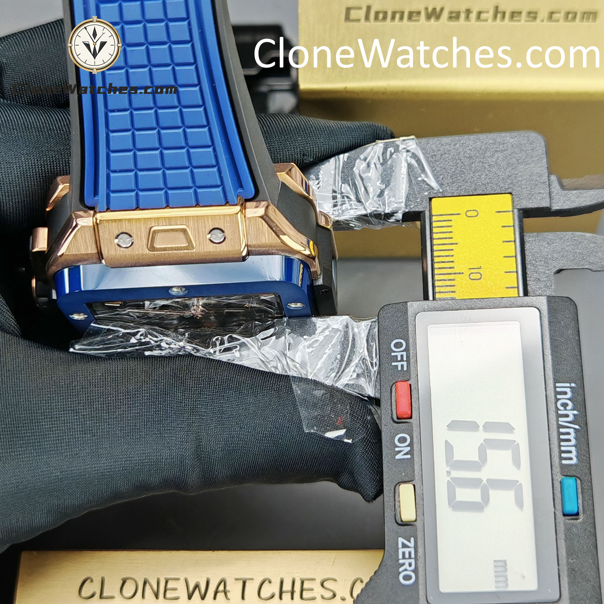 Hublot Super Clone Watches 1:1 Square Bang Unico King Gold Blue Ceramic 42MM 821.OL.5180.RX