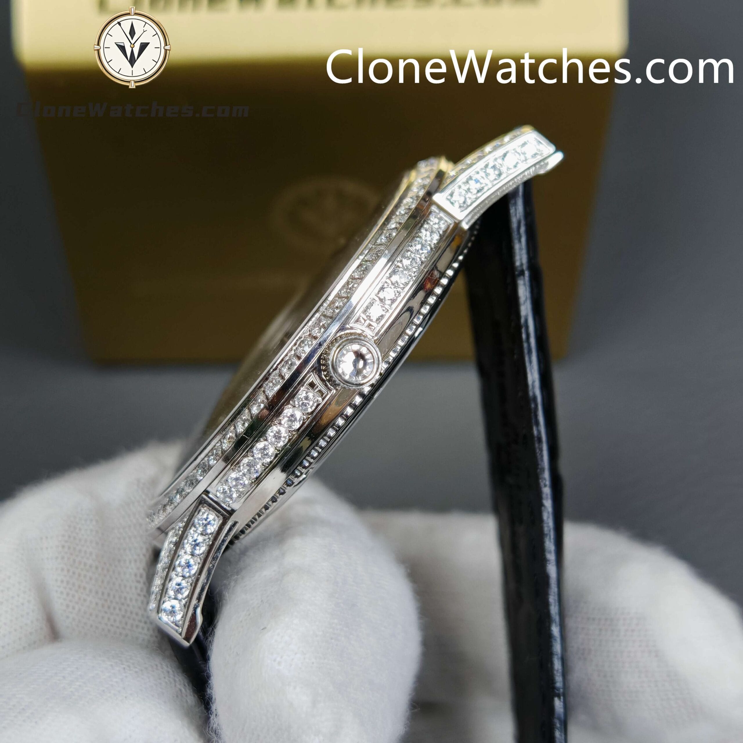 Vacheron Constantin Super Clone Watches 1:1 Patrimony 82673/000G-9821 Diamond Dial 40MM
