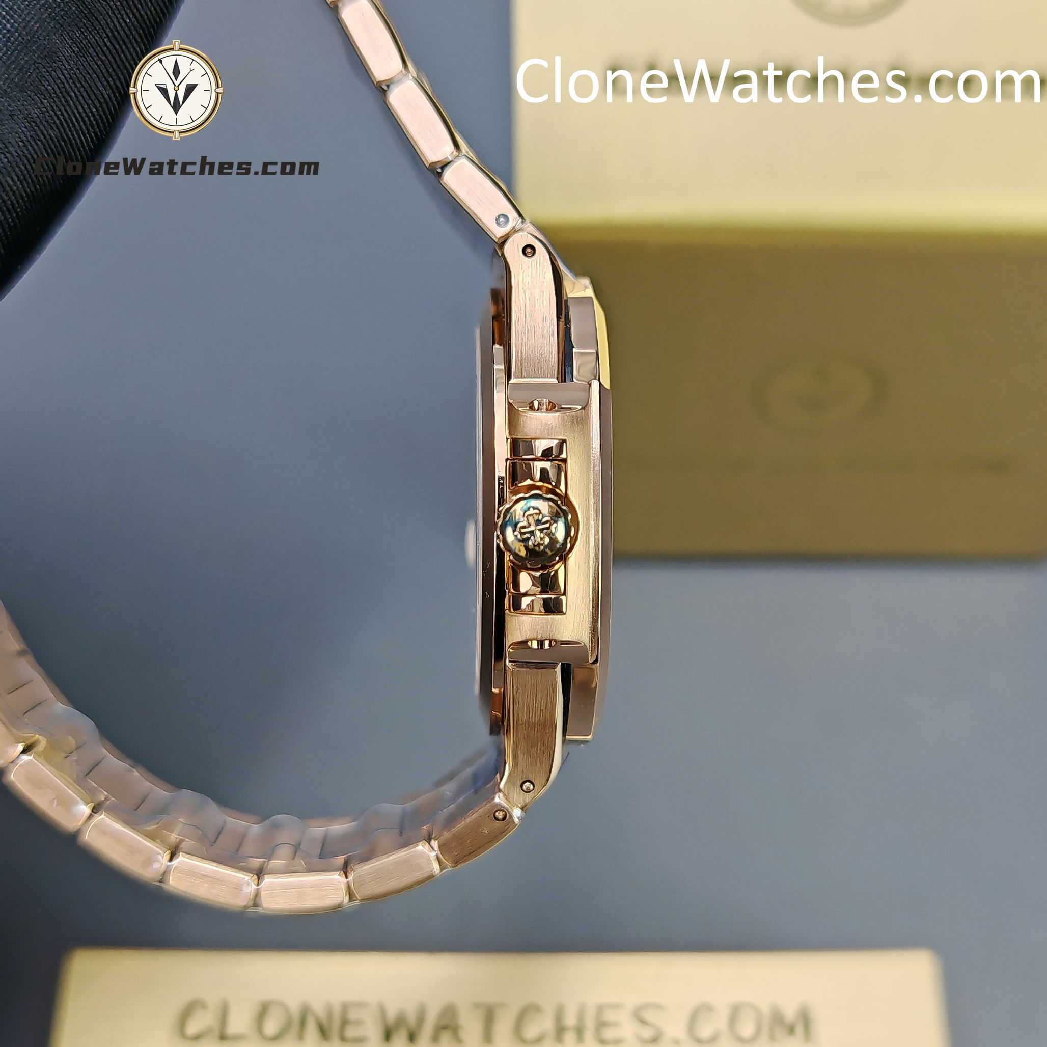 Patek Philippe Super Clone Watches 1:1 Nautilus Rose Gold 7118/1R-001 35.2 mm