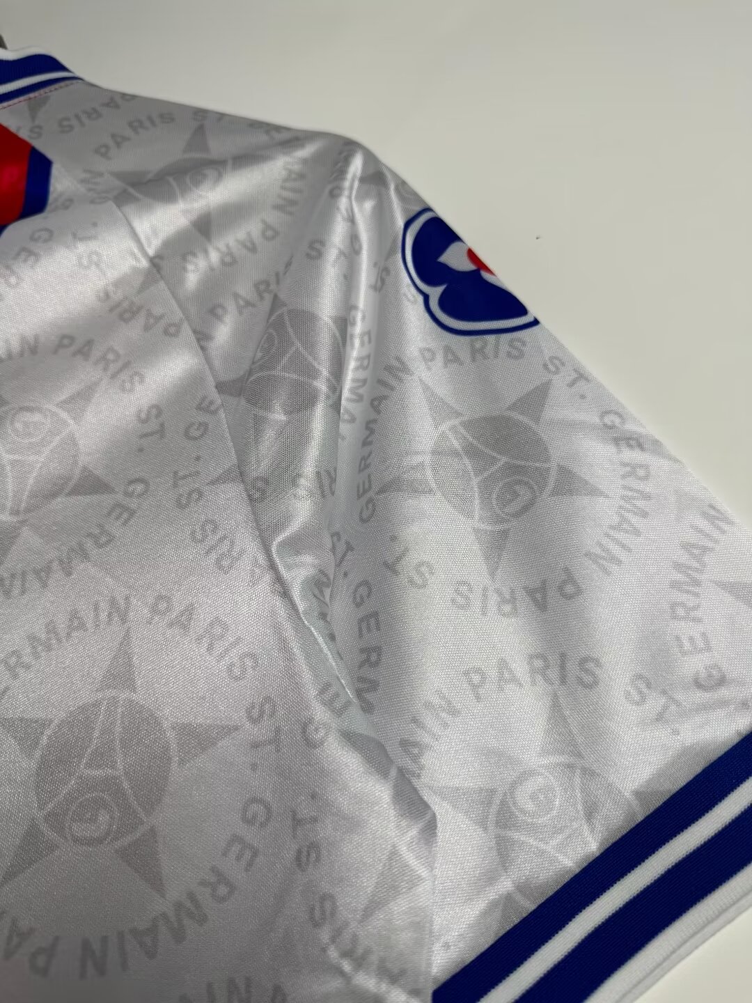 1994/95 Paris retro away jersey