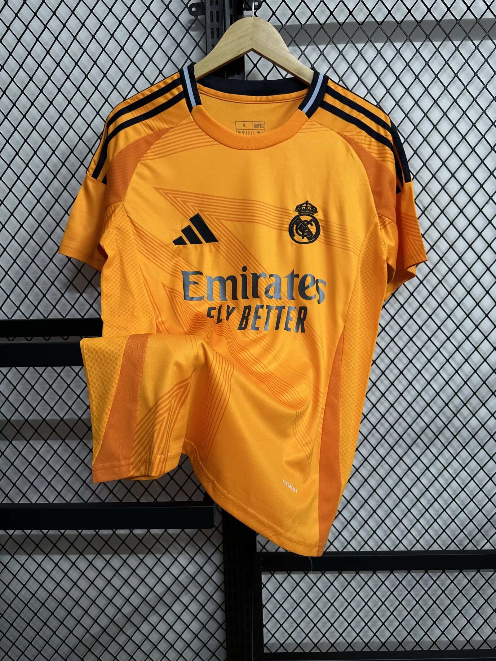 2024/25 Real Madrid Away Jersey - Fans