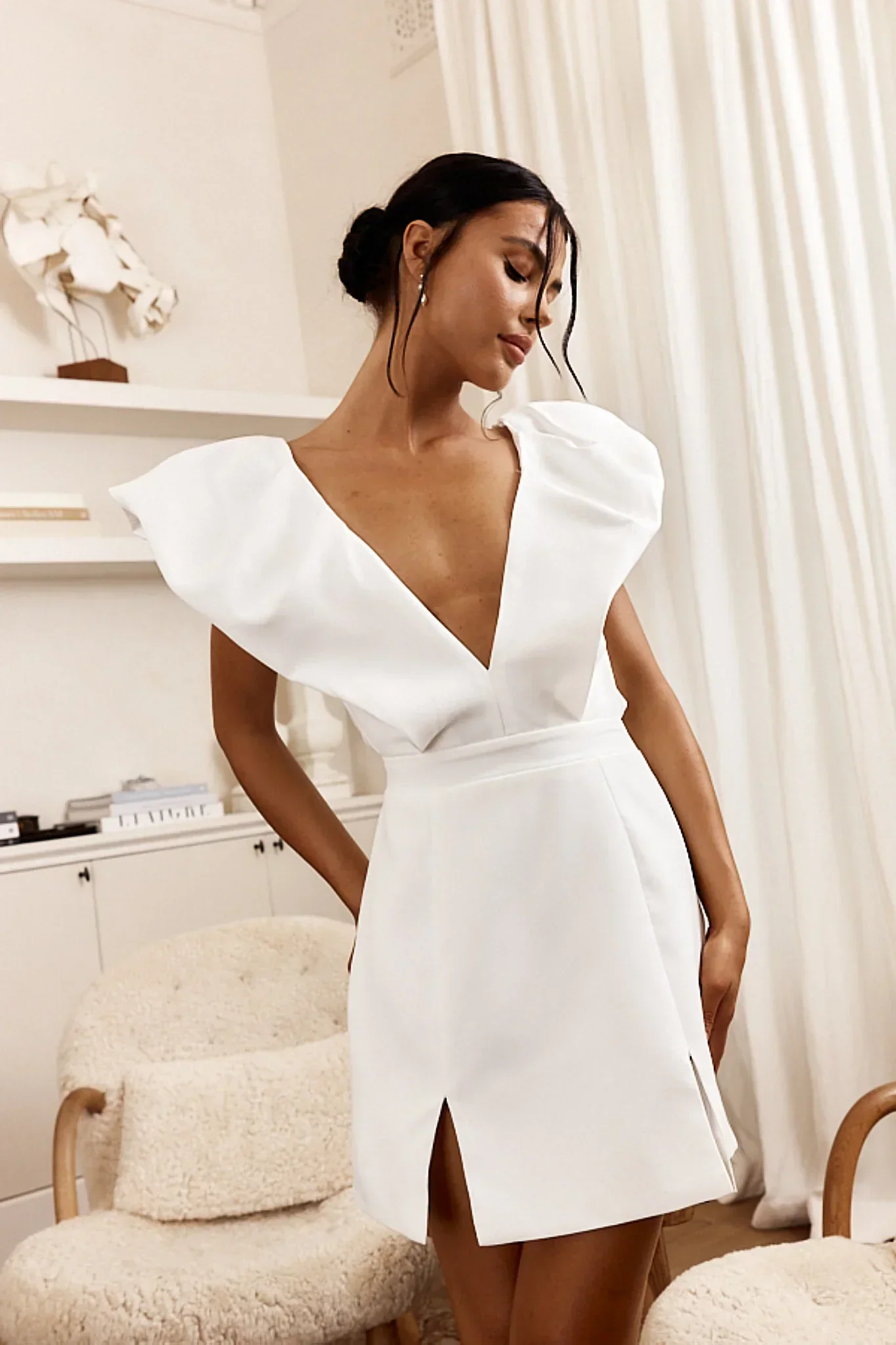 Liardon Bubble Sleeve V-Neckline Mini Dress White