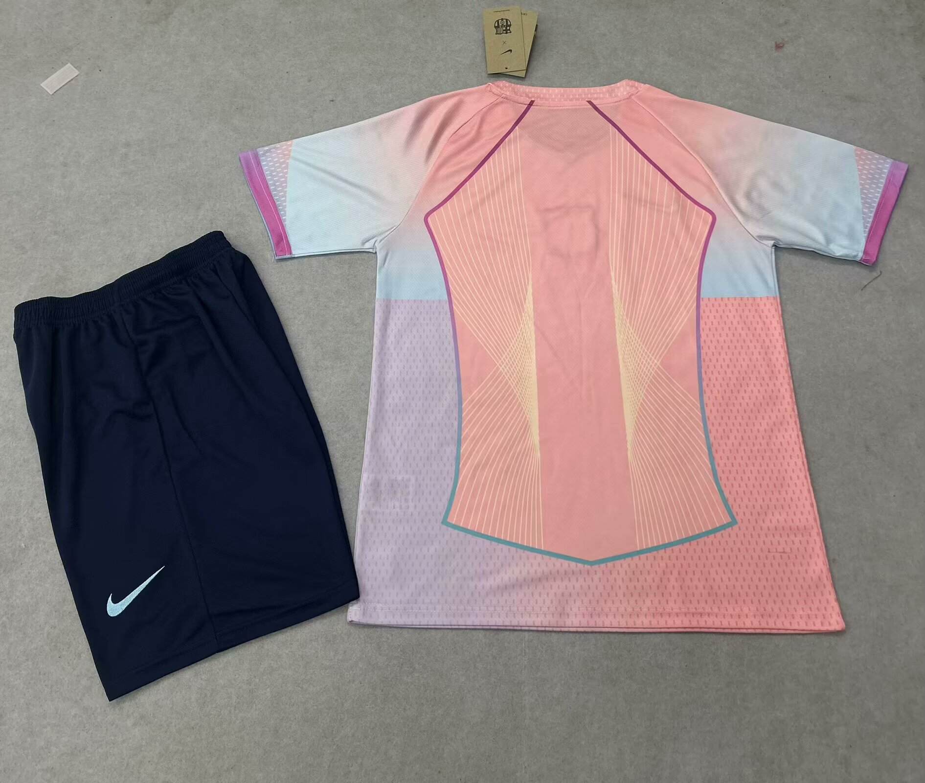 2025-26 Barcelona special edition pink jersey - Adult Set Fans Edition