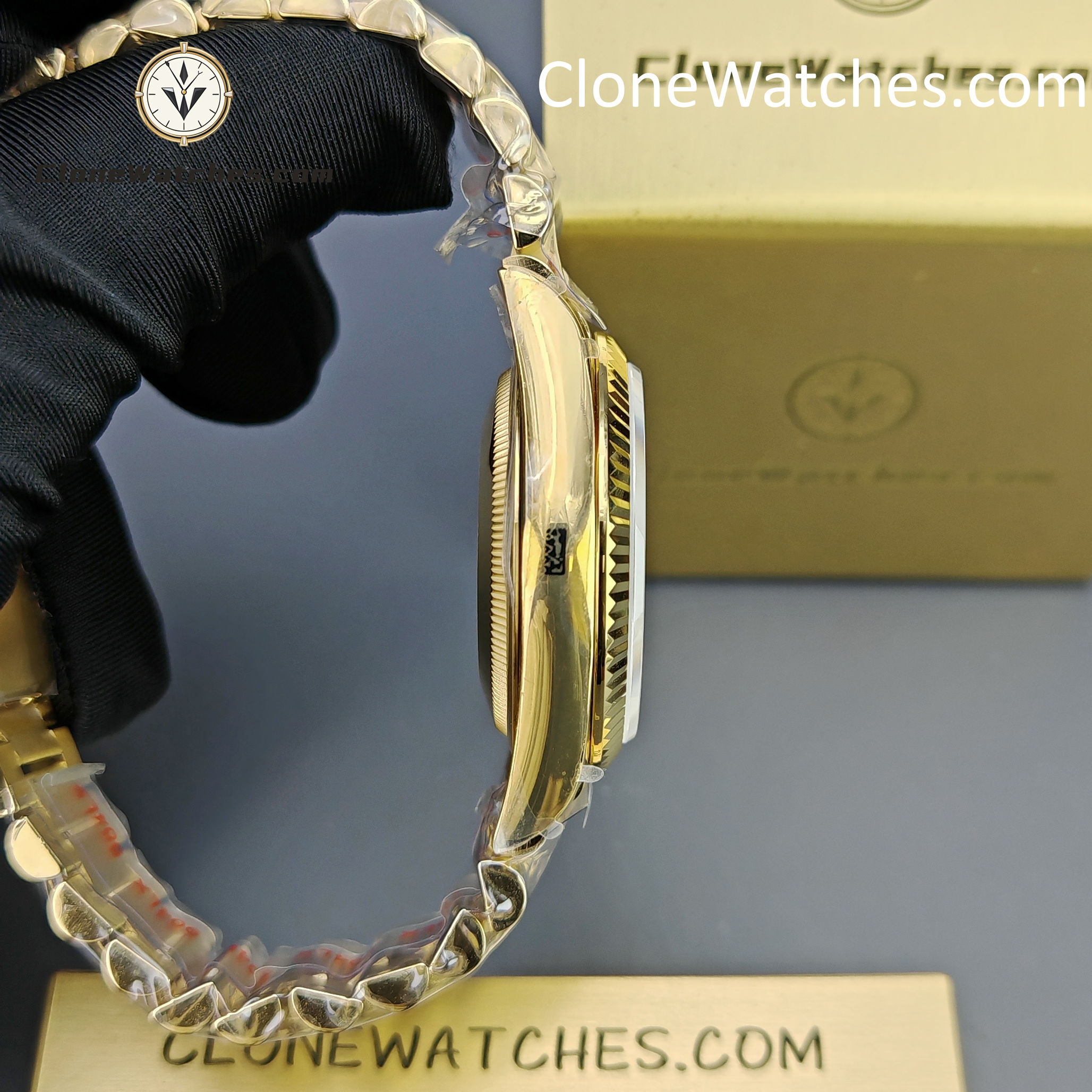 Rolex Super Clone Watches 1:1 Day Date 18K Gold White Dial 36mm m128238-0081 3255 Movement