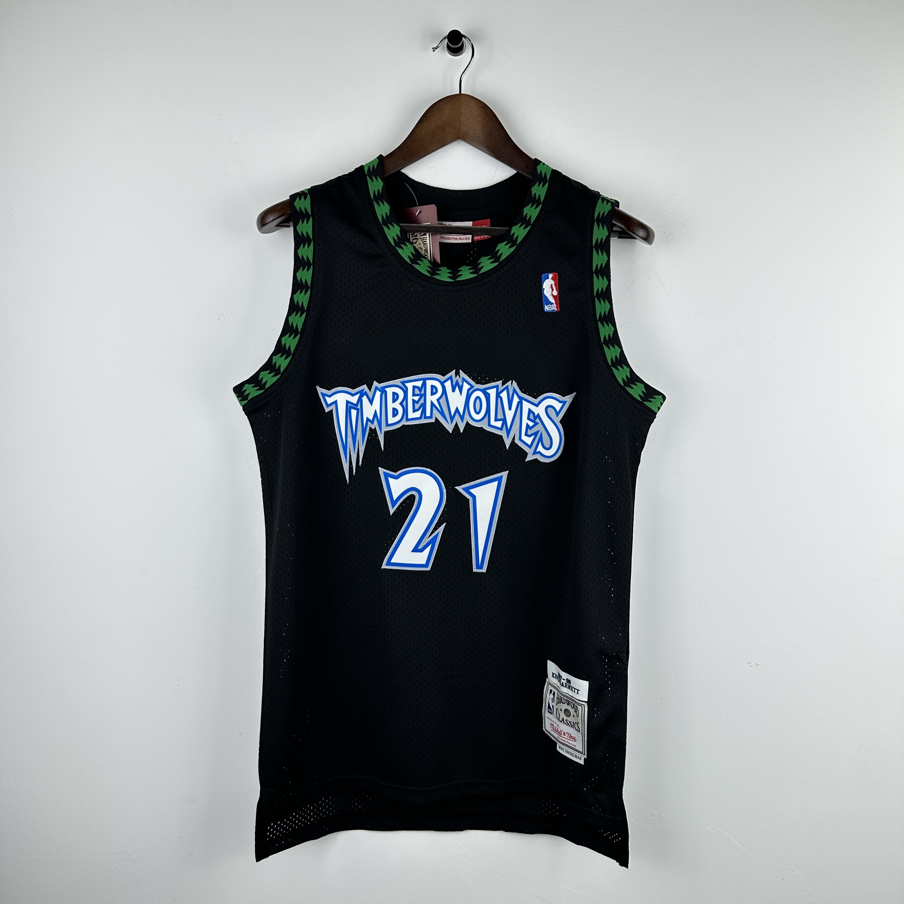 Embroidered MN retro jersey Timberwolves 97/98 season black No. 21 Kevin Garnett