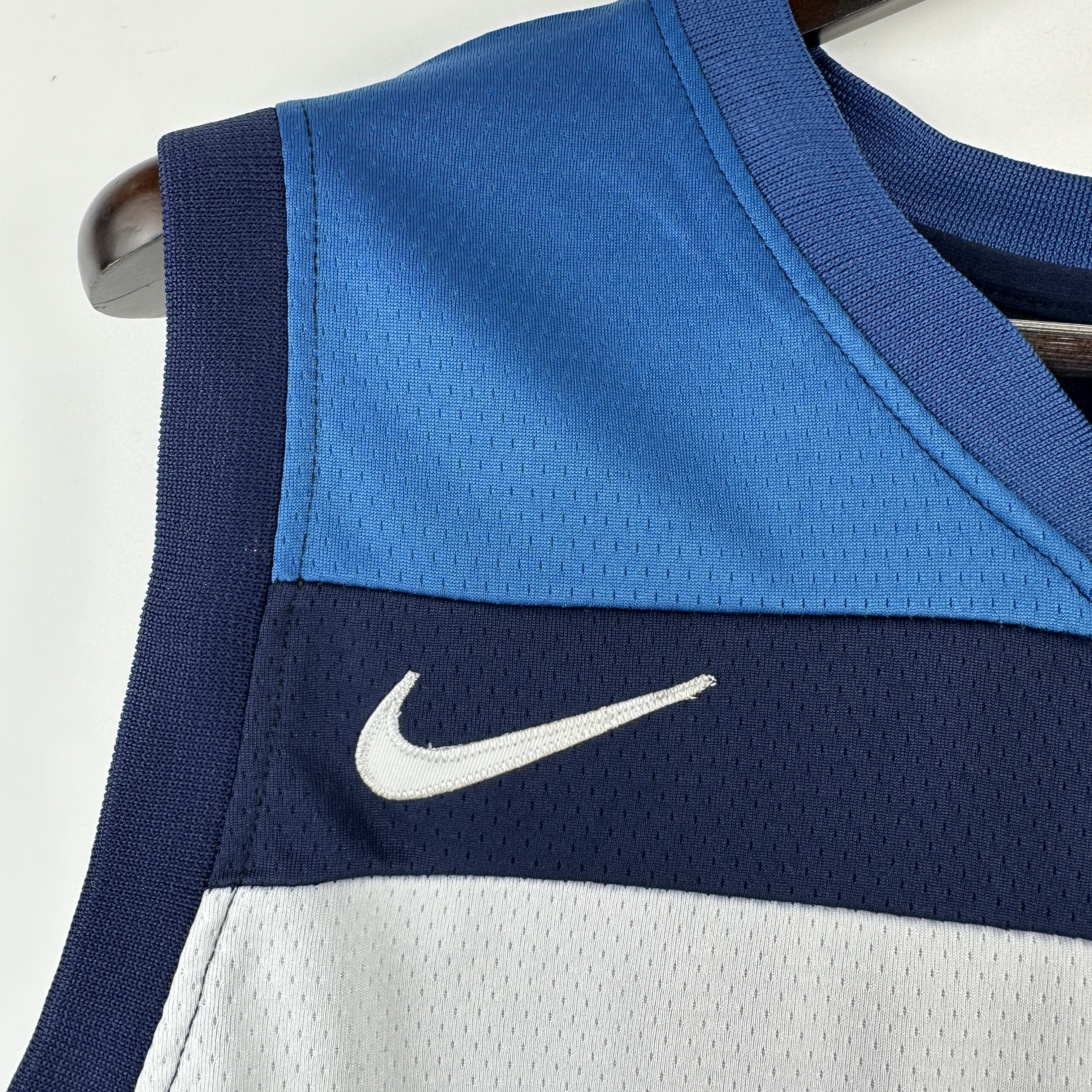 Embroidery Timberwolves Navy No. 5 Edwards