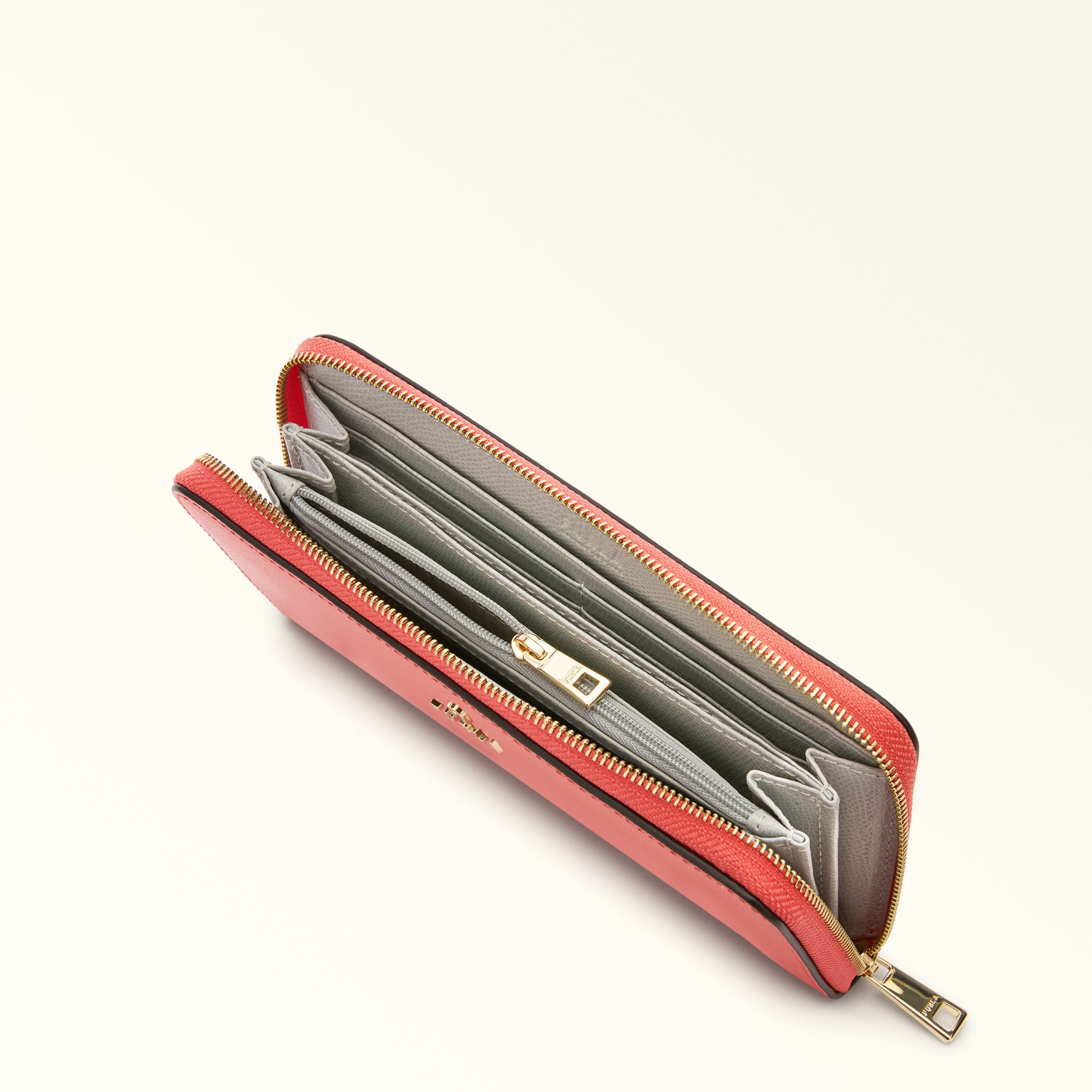 Furla Camelia Zip Around XL