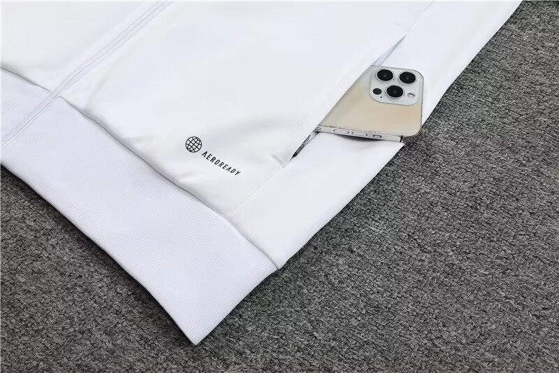 2023/2024 Italian long zipper jacket cover