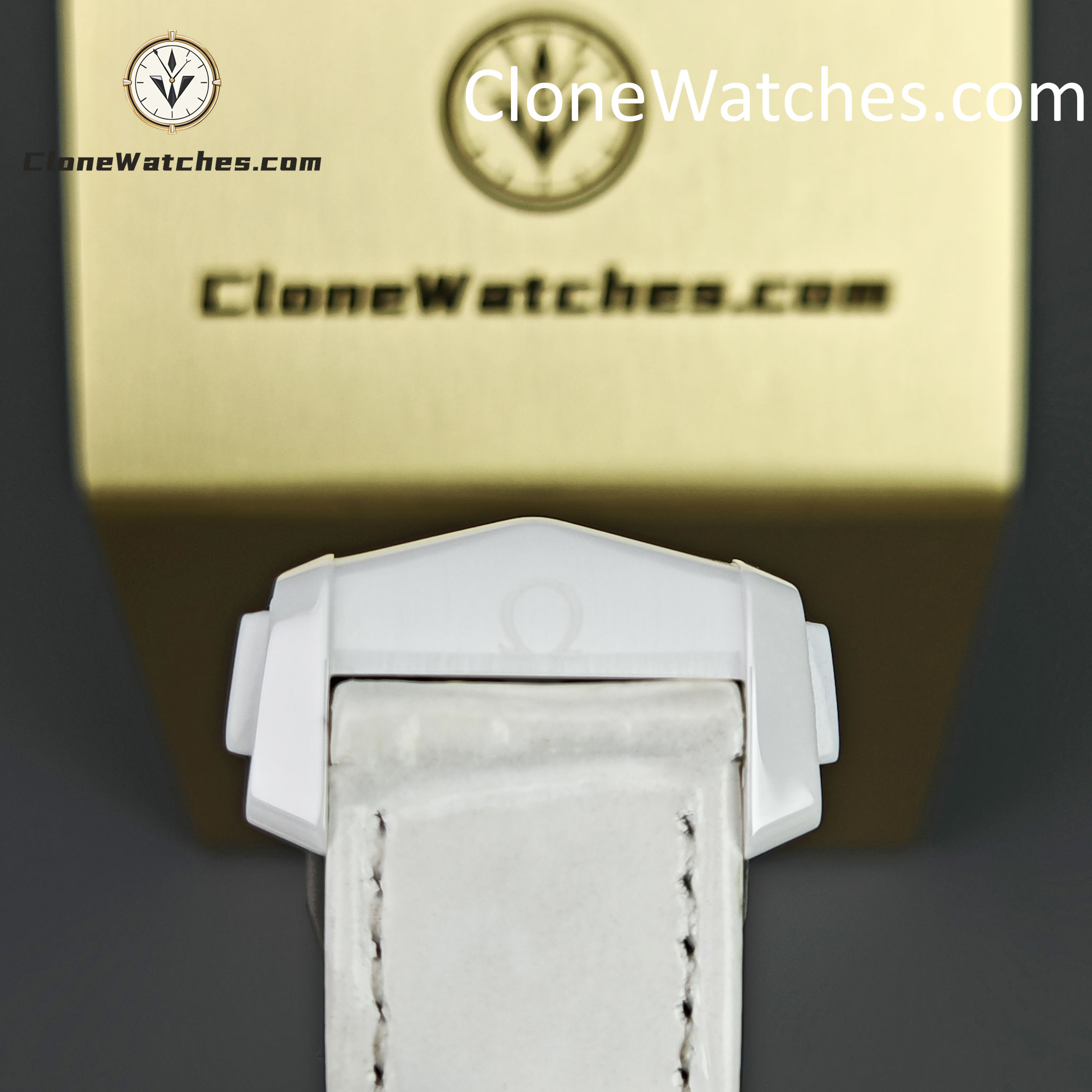 OMEGA Super Clone Watches 1:1 Speedmaster Dark Side of the Moon 311.93.44.51.04.002 44.25mm White Side of the Moon