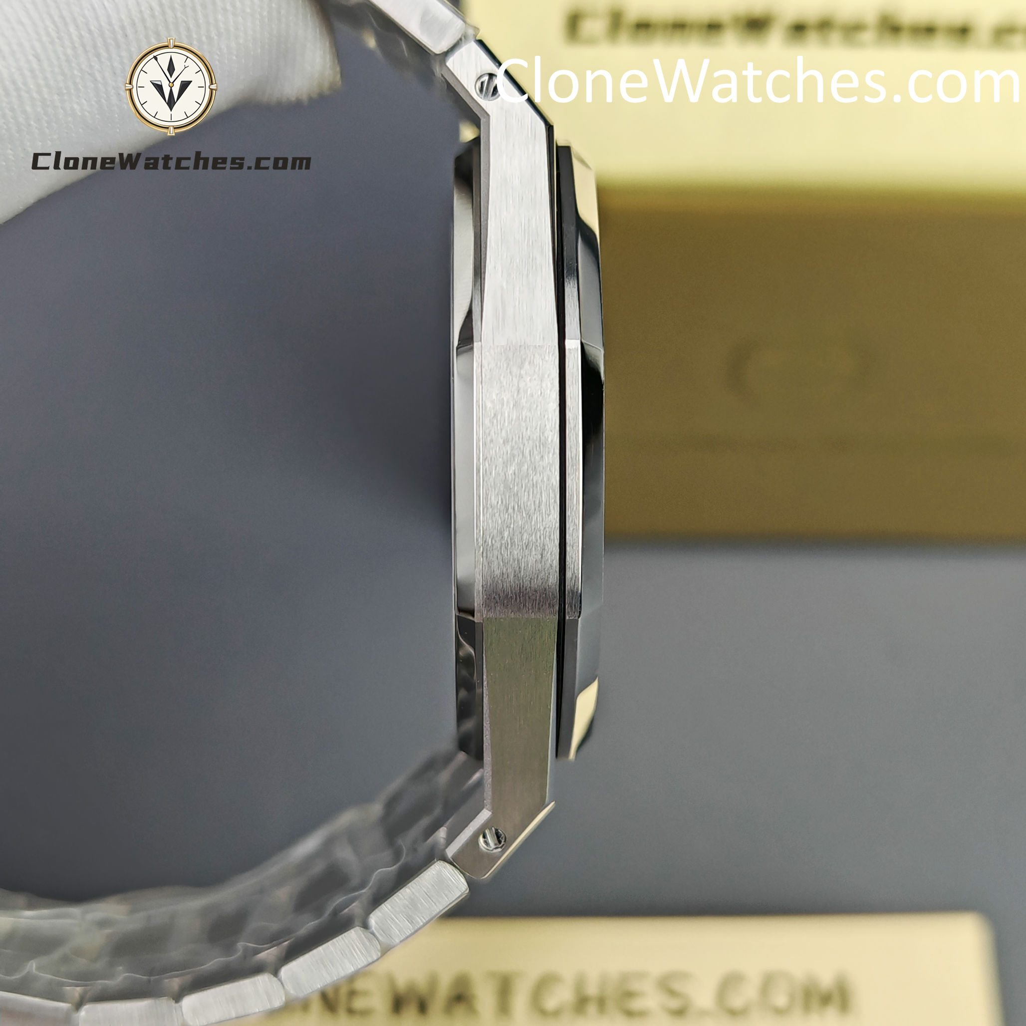 Audemars Piguet Super Clone Watches 1:1 Royal Oak “Jumbo” Extra-Thin 15202ST 39MM