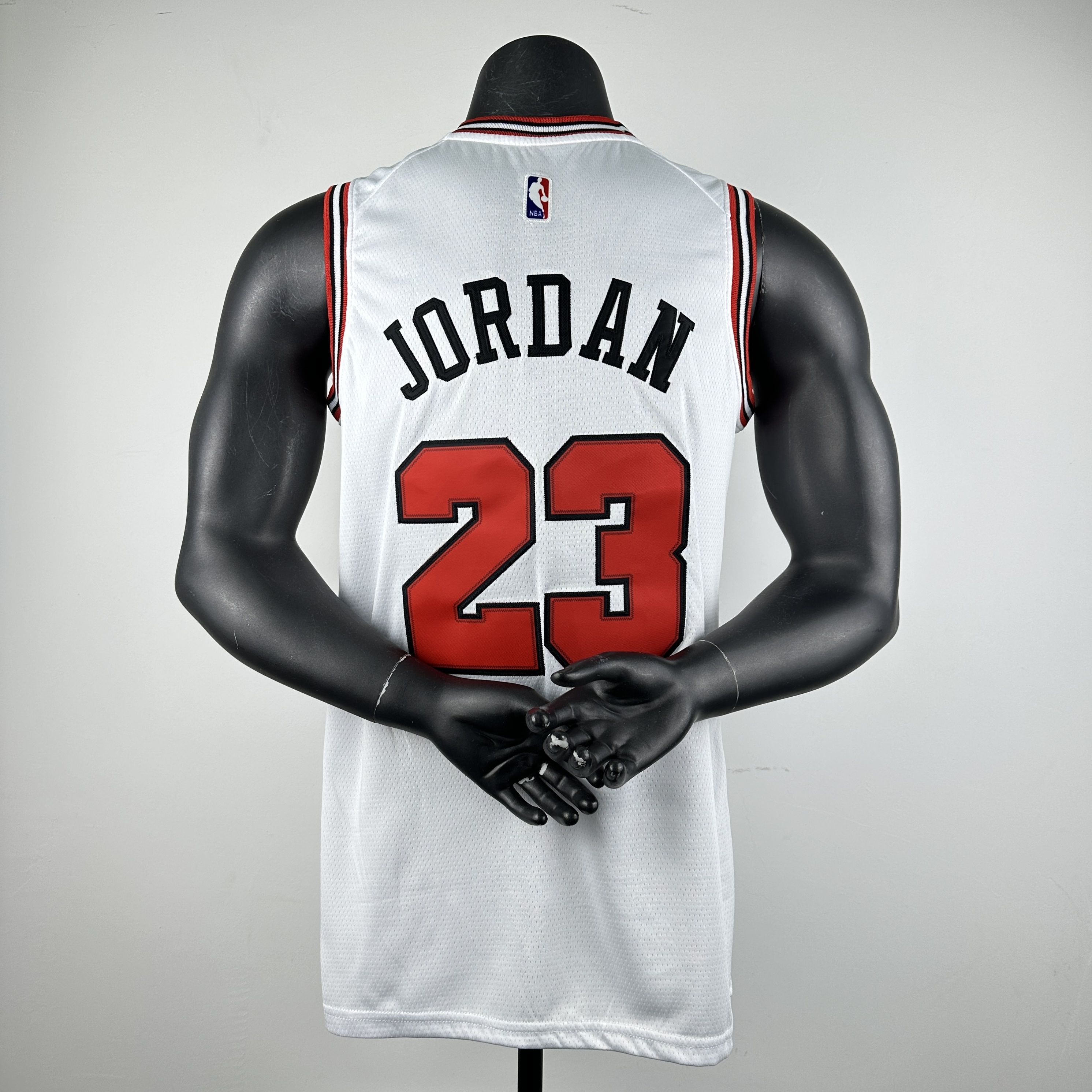 Embroidered Bulls White No. 23 Jordan