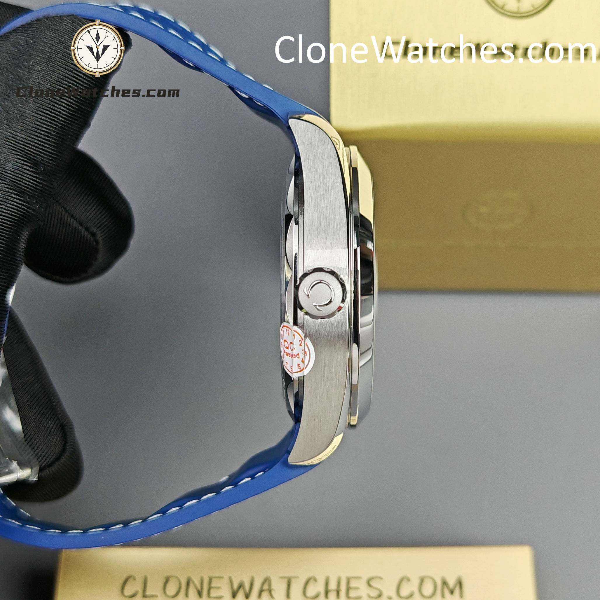 OMEGA Super Clone Watches 1:1 Seamaster Aqua Terra 150M 220.12.43.22.03.001 43MM
