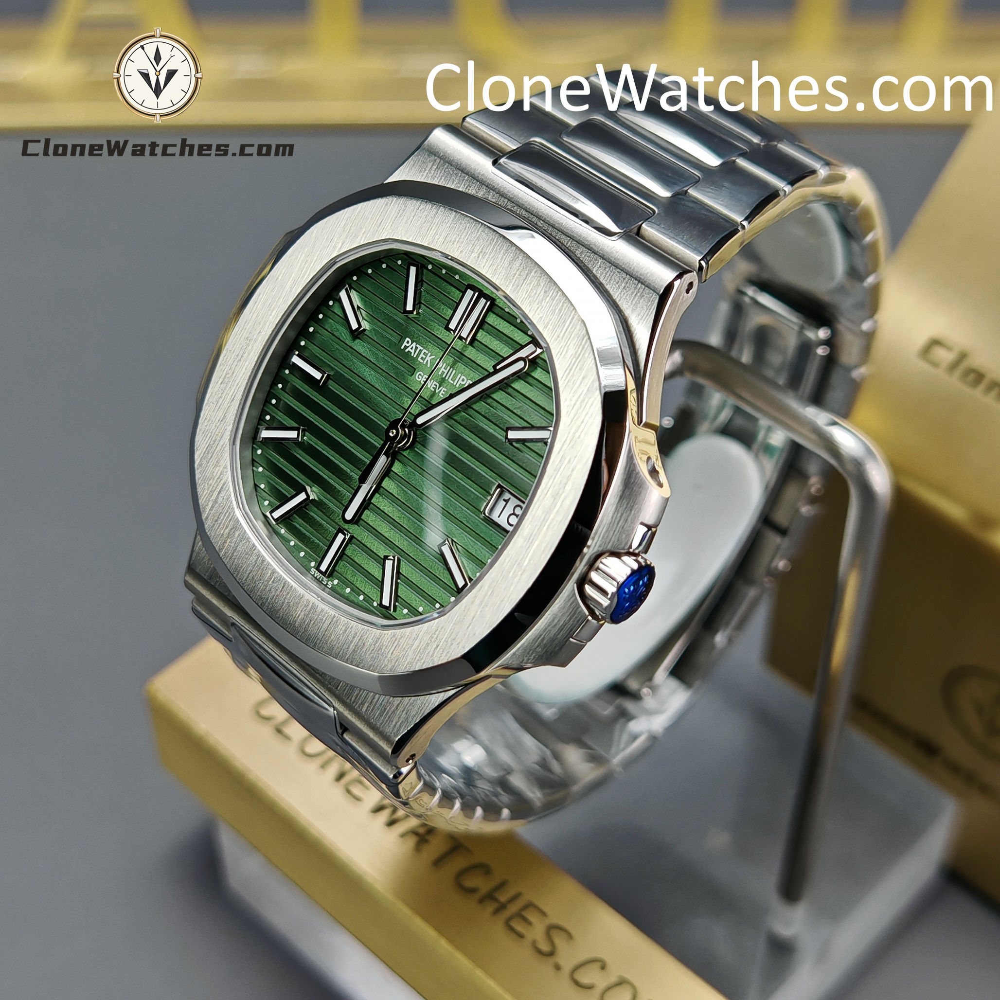 Patek Philippe Super Clone Watches 1:1 Nautilus 5711 Green Dial