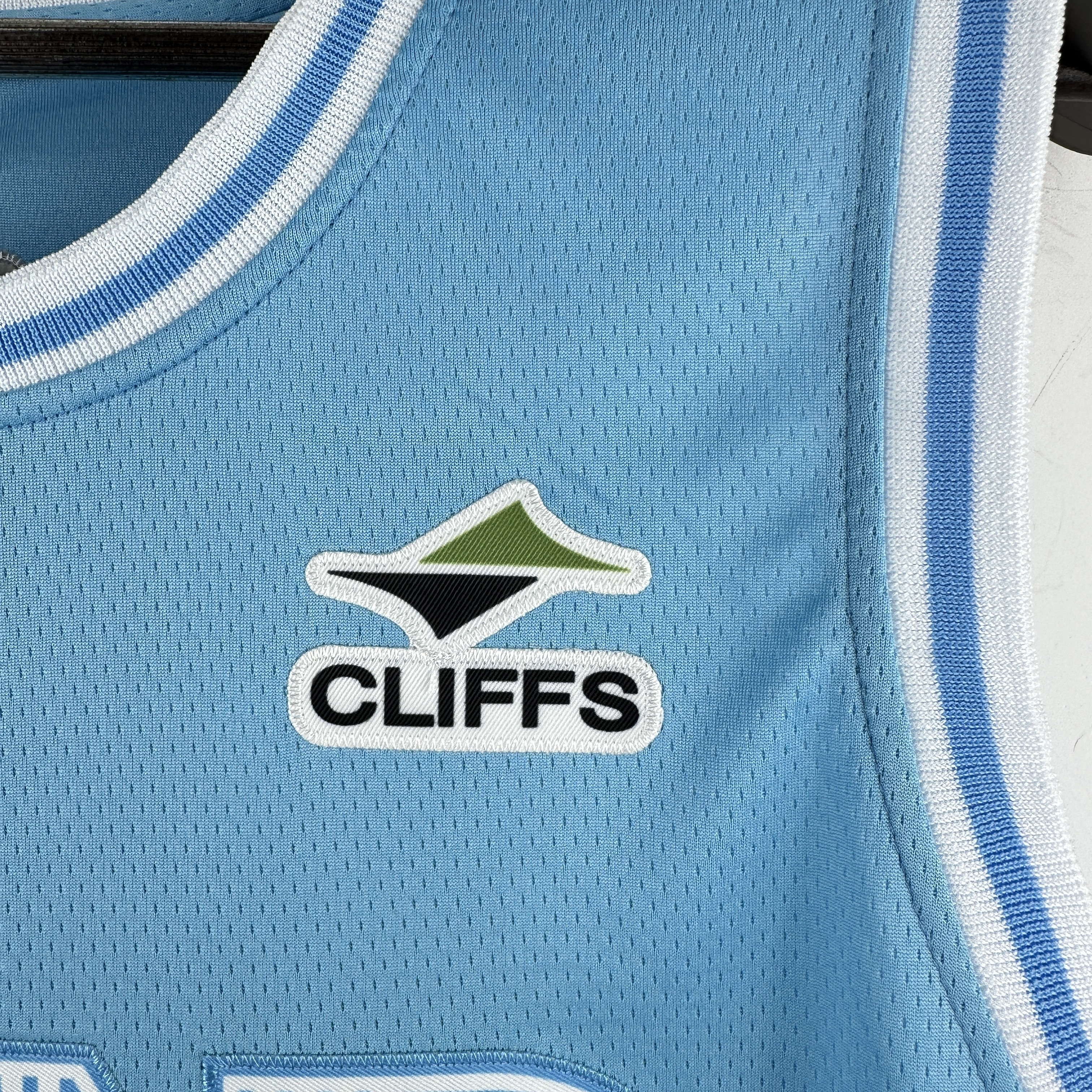 Embroidery 25th season Cavaliers City Edition No. 45 Mitchell