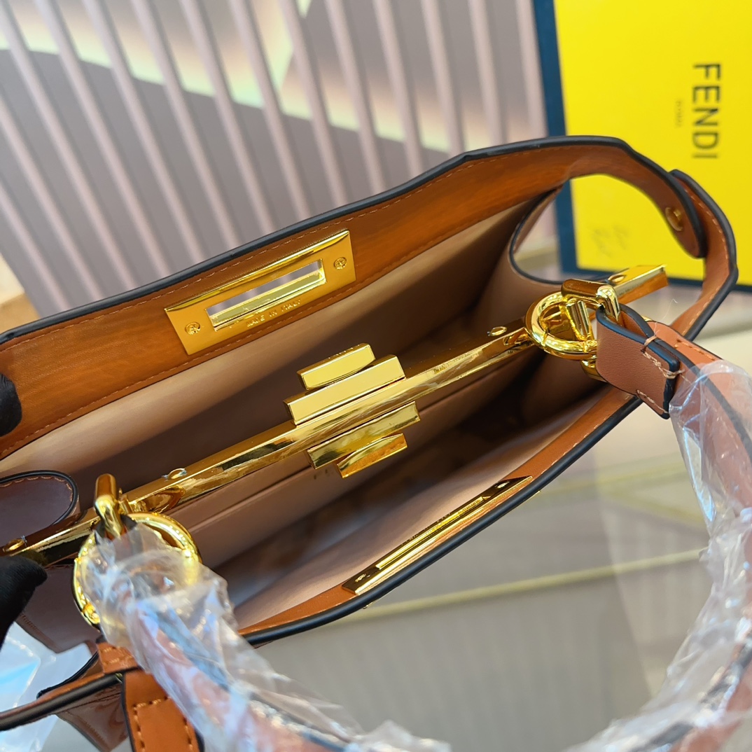 Fendi peekaboo embroidery limited bag