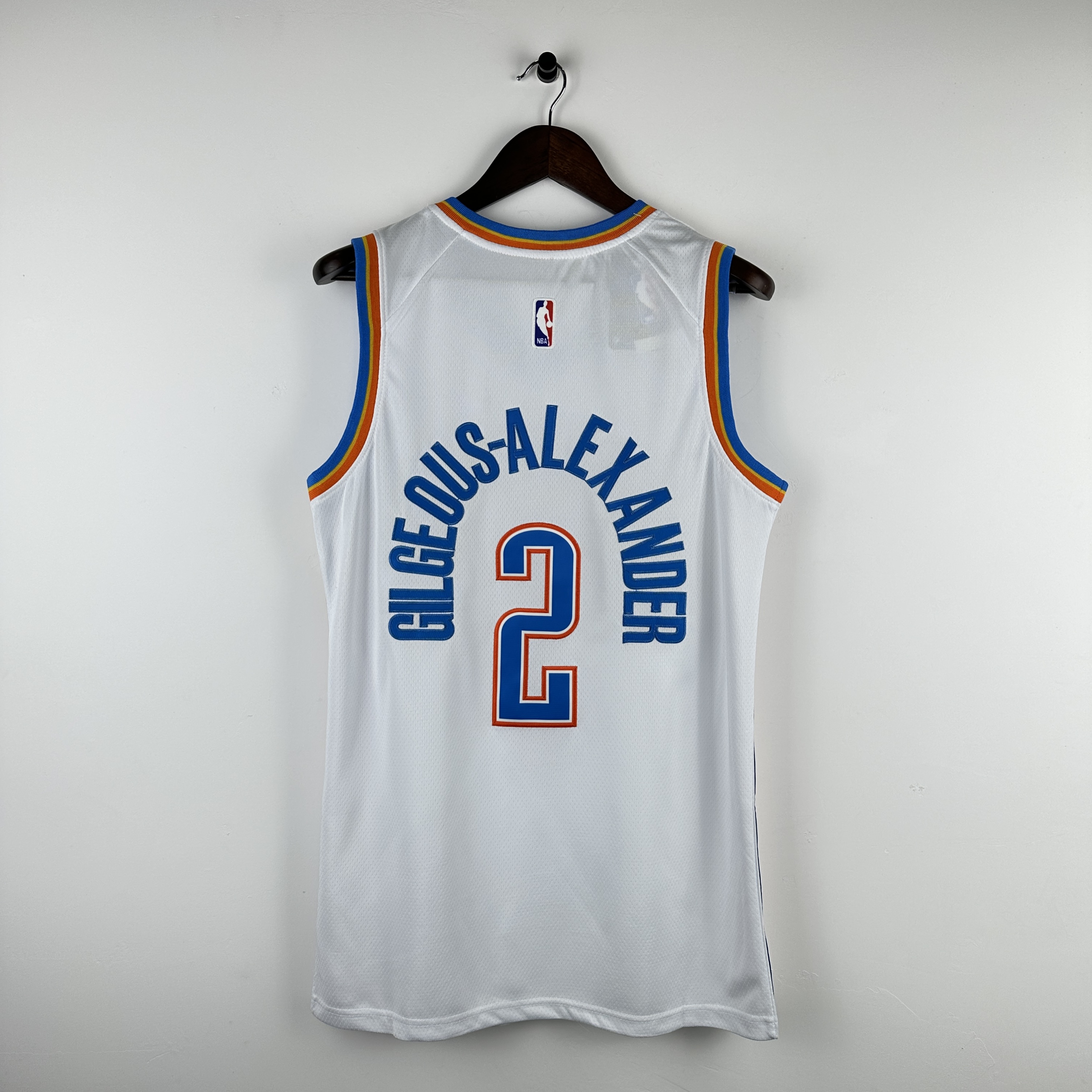 Embroidery Thunder White No. 2 Alexander