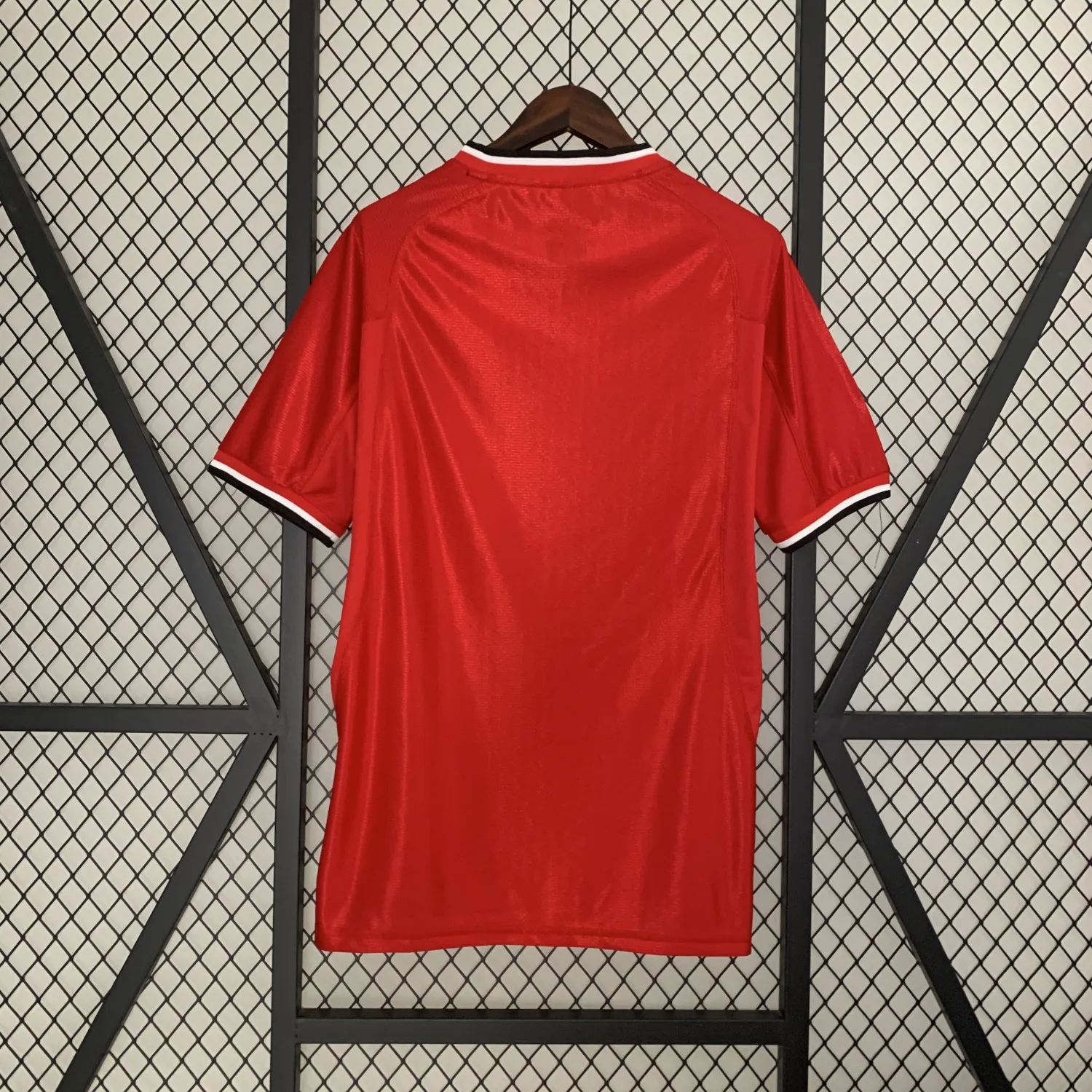 2003/2004 Manchester United home retro jersey